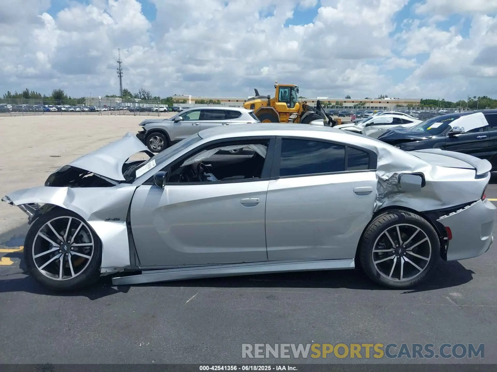 14 Photograph of a damaged car 2C3CDXCT6PH591428 DODGE CHARGER 2023