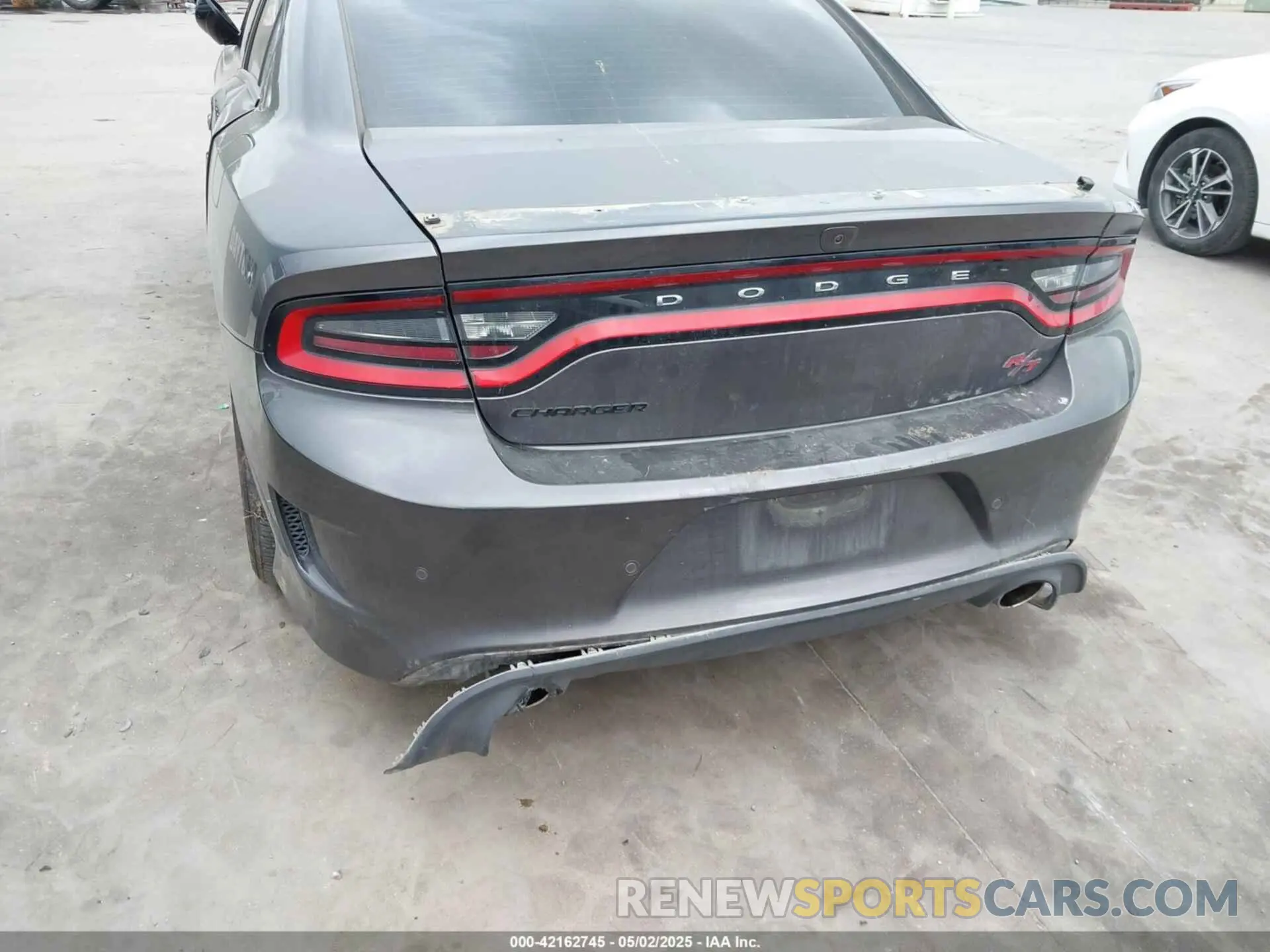 18 Photograph of a damaged car 2C3CDXCT7PH531674 DODGE CHARGER 2023