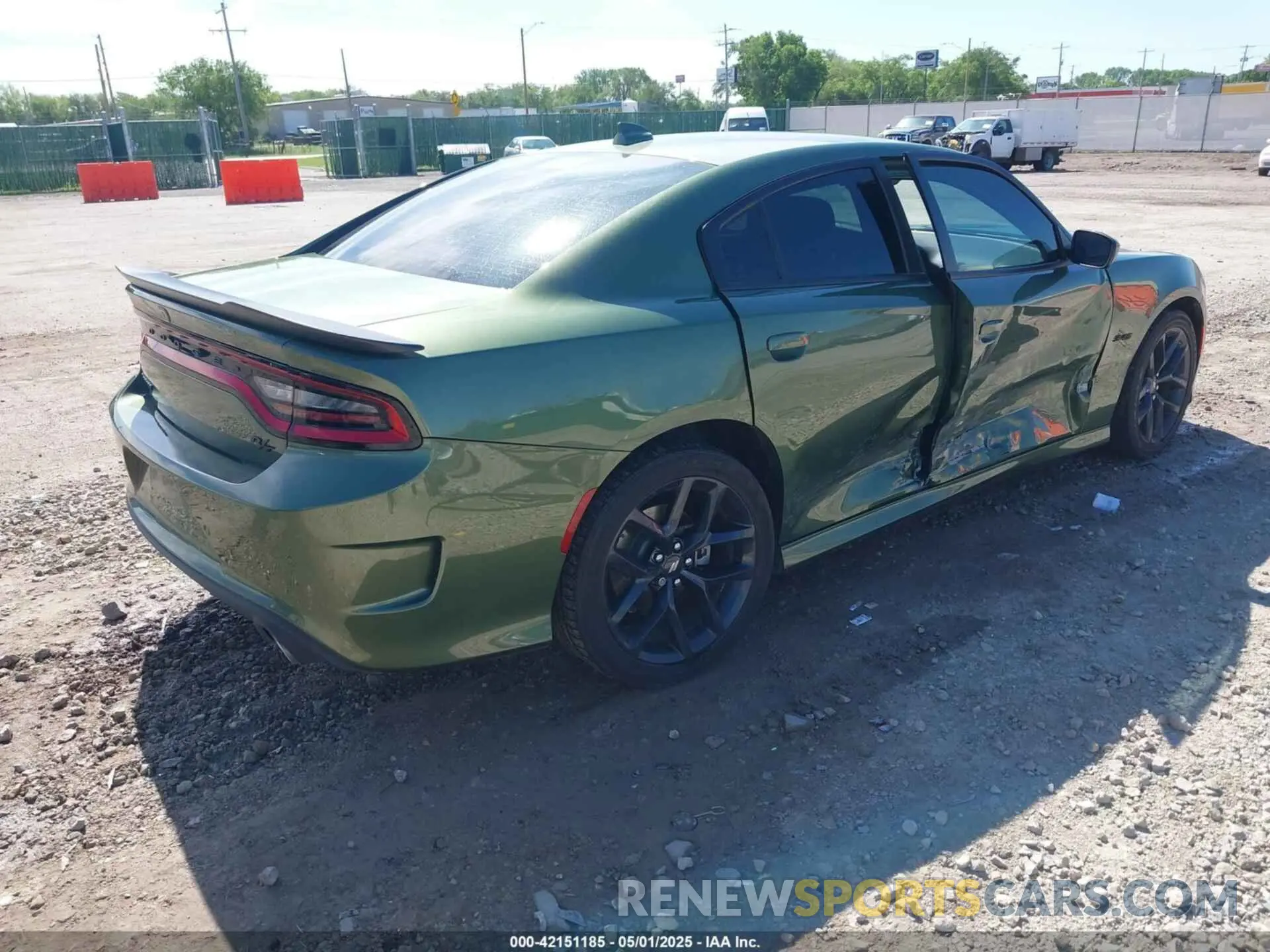 4 Photograph of a damaged car 2C3CDXCTXPH535525 DODGE CHARGER 2023