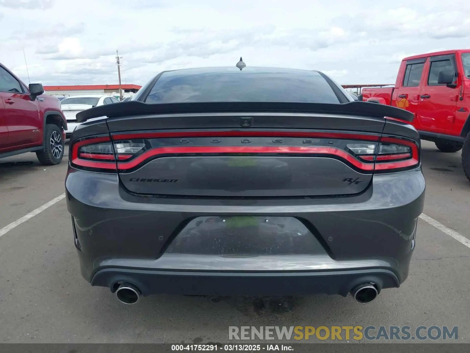 16 Photograph of a damaged car 2C3CDXCTXPH699132 DODGE CHARGER 2023