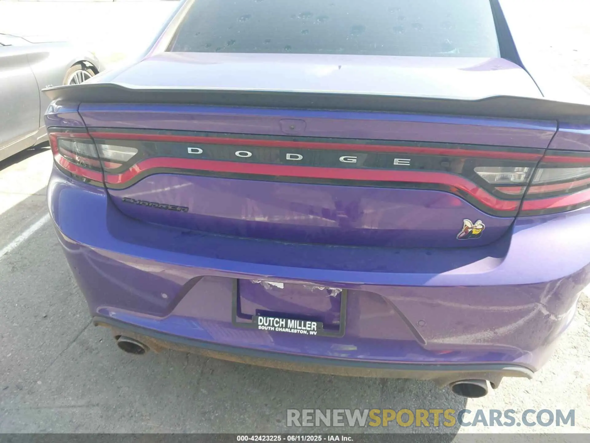 6 Photograph of a damaged car 2C3CDXGJ0PH689993 DODGE CHARGER 2023