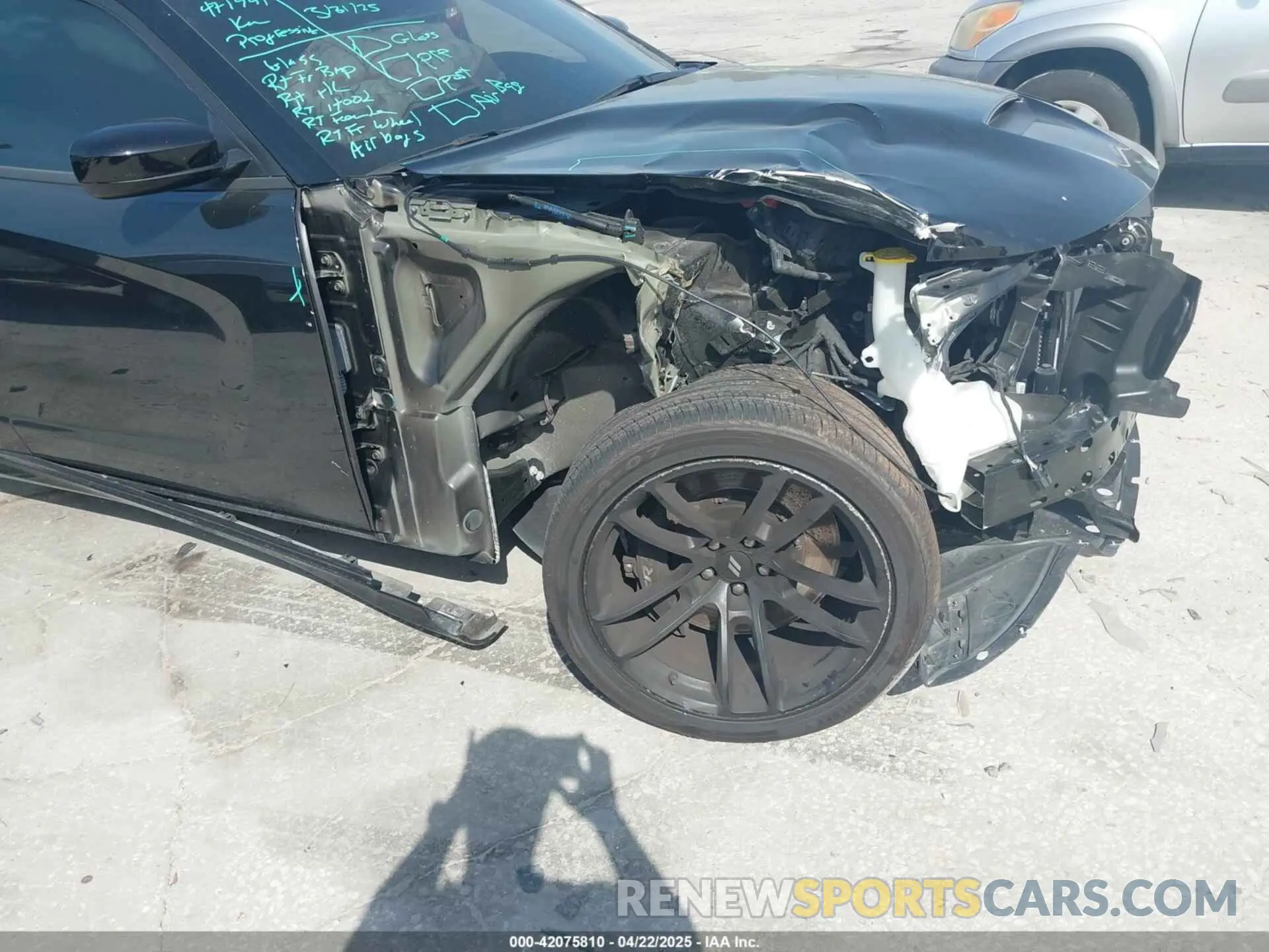 18 Photograph of a damaged car 2C3CDXGJ0PH701981 DODGE CHARGER 2023