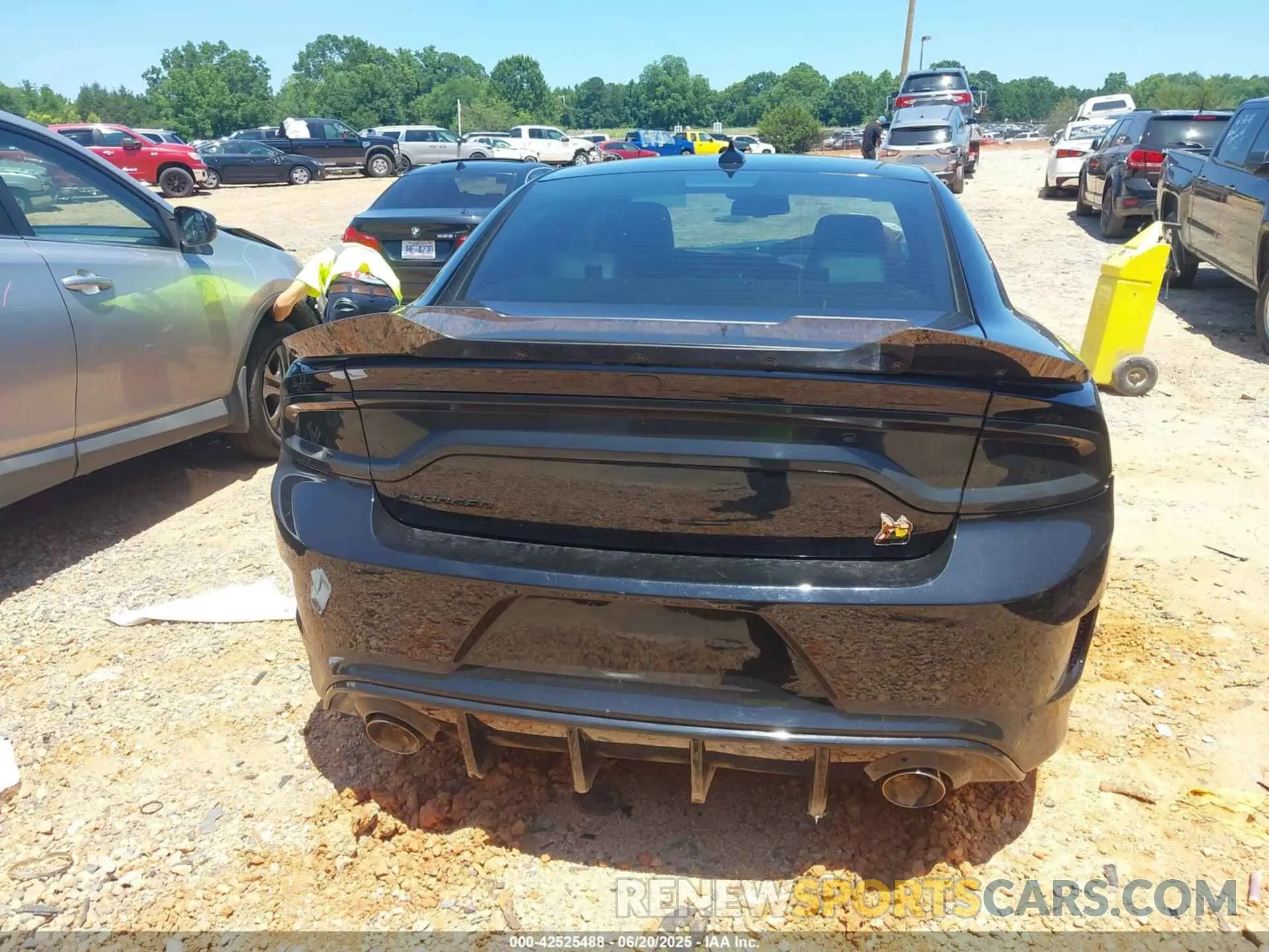 15 Photograph of a damaged car 2C3CDXGJ1PH612811 DODGE CHARGER 2023