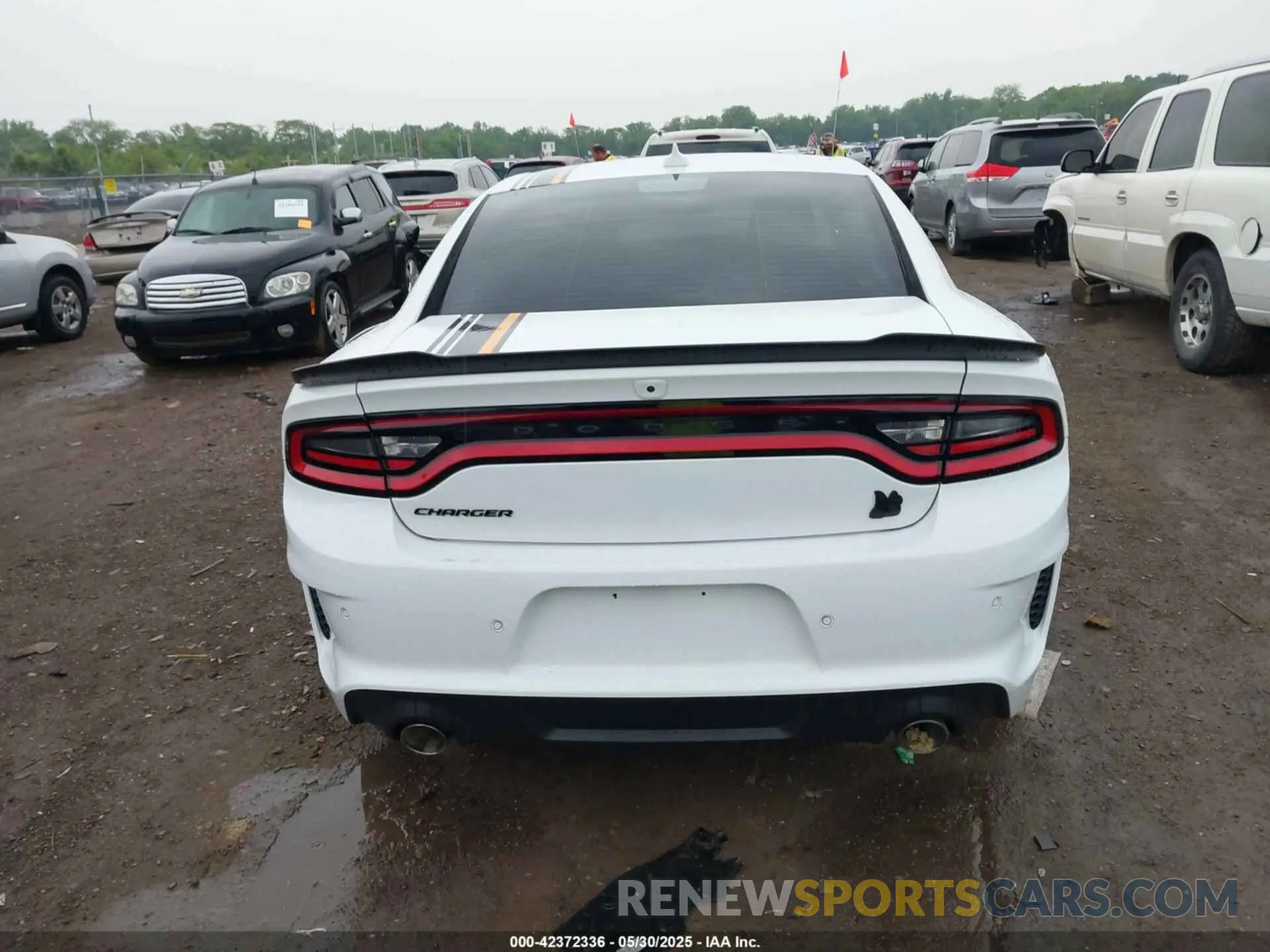 16 Photograph of a damaged car 2C3CDXGJ3PH503413 DODGE CHARGER 2023