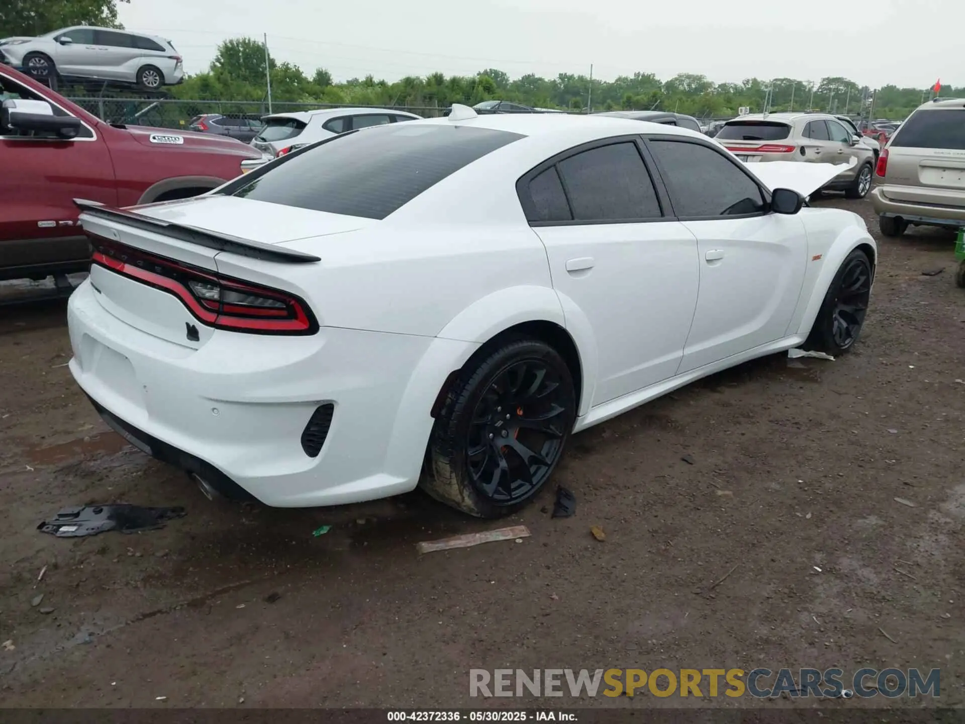 4 Photograph of a damaged car 2C3CDXGJ3PH503413 DODGE CHARGER 2023