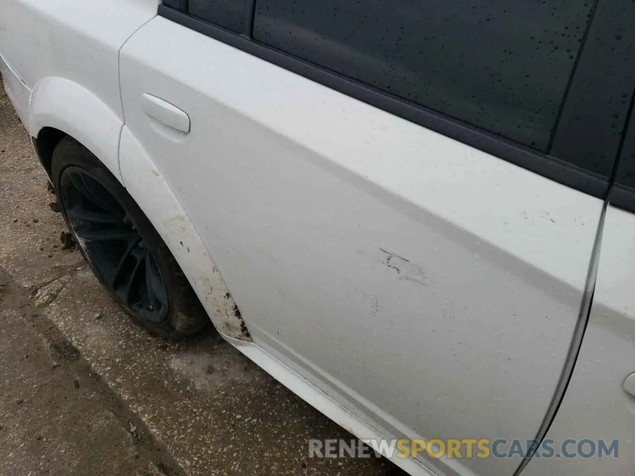 10 Photograph of a damaged car 2C3CDXGJ4PH547923 DODGE CHARGER 2023