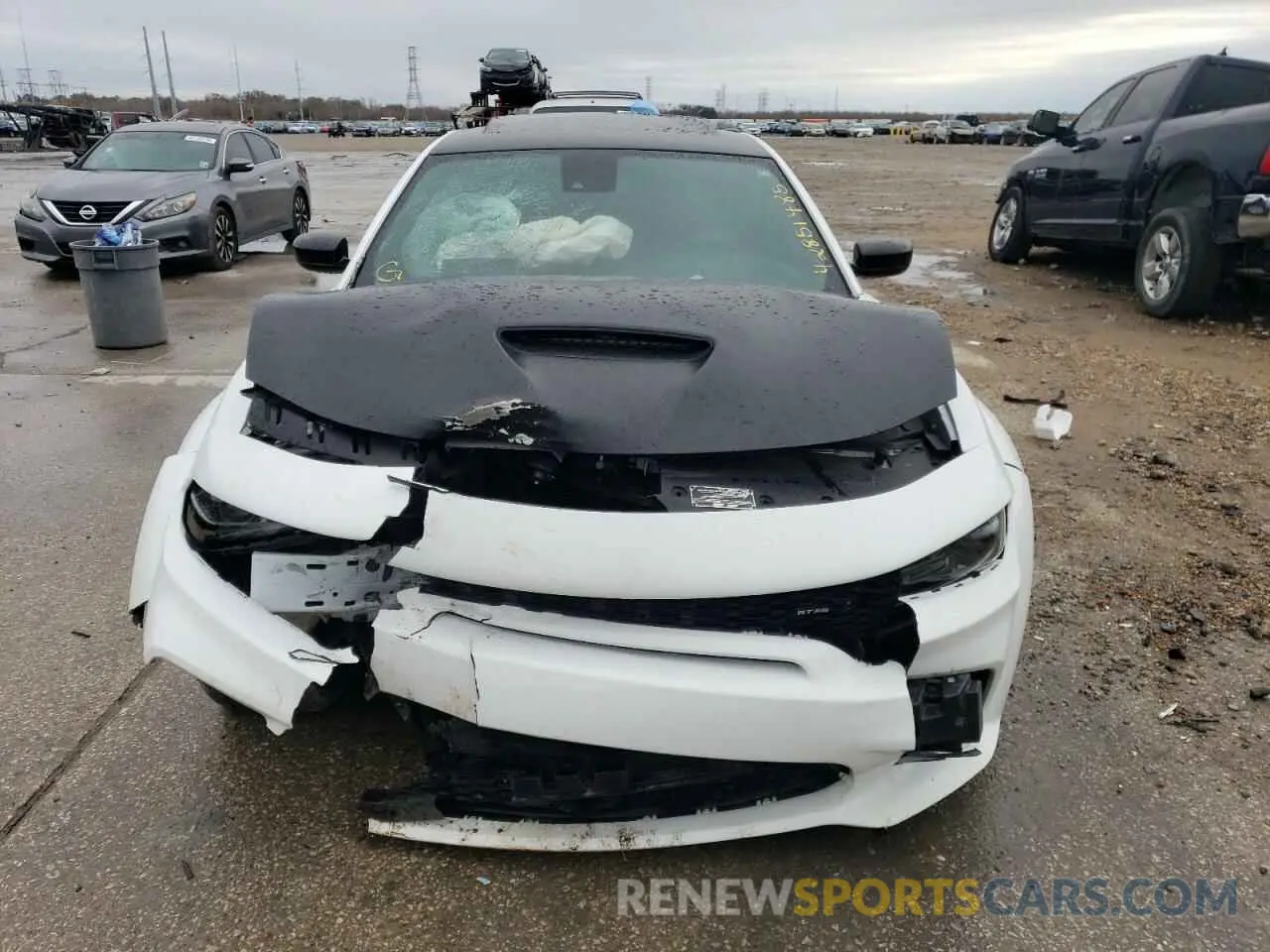 5 Photograph of a damaged car 2C3CDXGJ4PH547923 DODGE CHARGER 2023