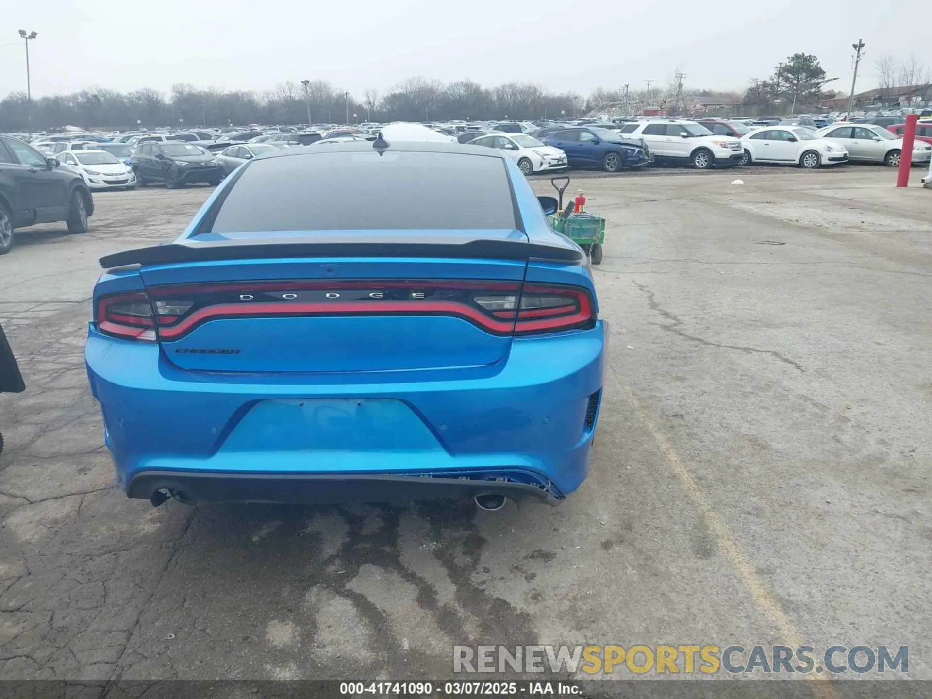15 Photograph of a damaged car 2C3CDXGJ4PH598063 DODGE CHARGER 2023