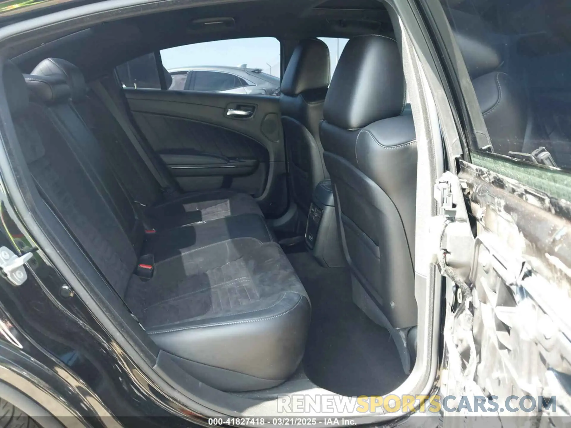8 Photograph of a damaged car 2C3CDXGJ5PH697779 DODGE CHARGER 2023