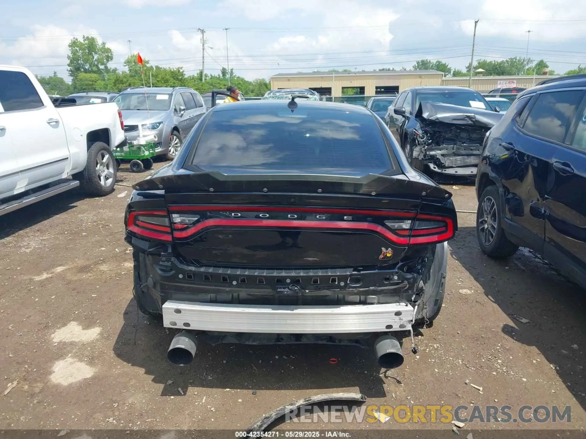 17 Photograph of a damaged car 2C3CDXGJ6PH671756 DODGE CHARGER 2023