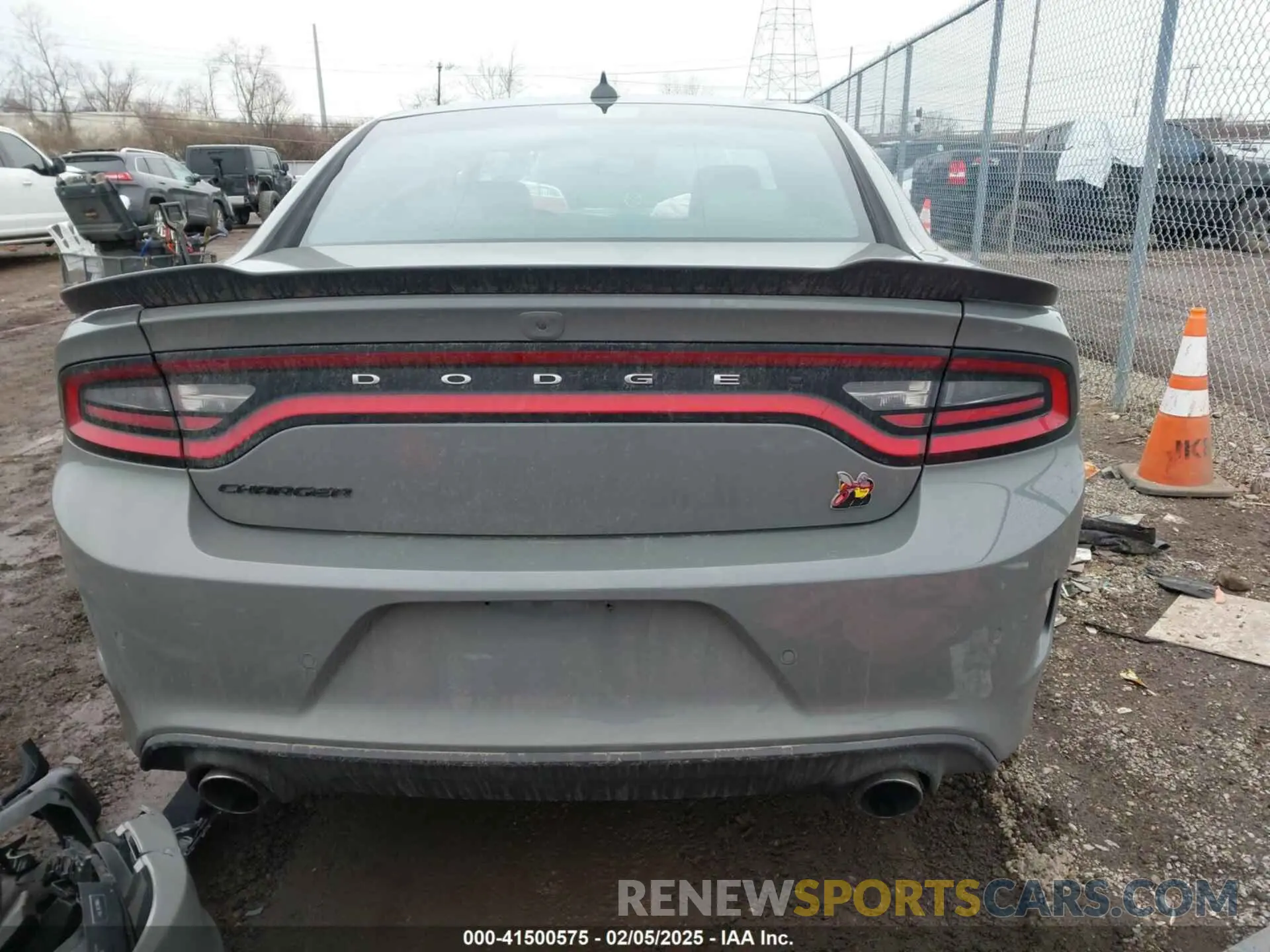 17 Photograph of a damaged car 2C3CDXGJ7PH685228 DODGE CHARGER 2023