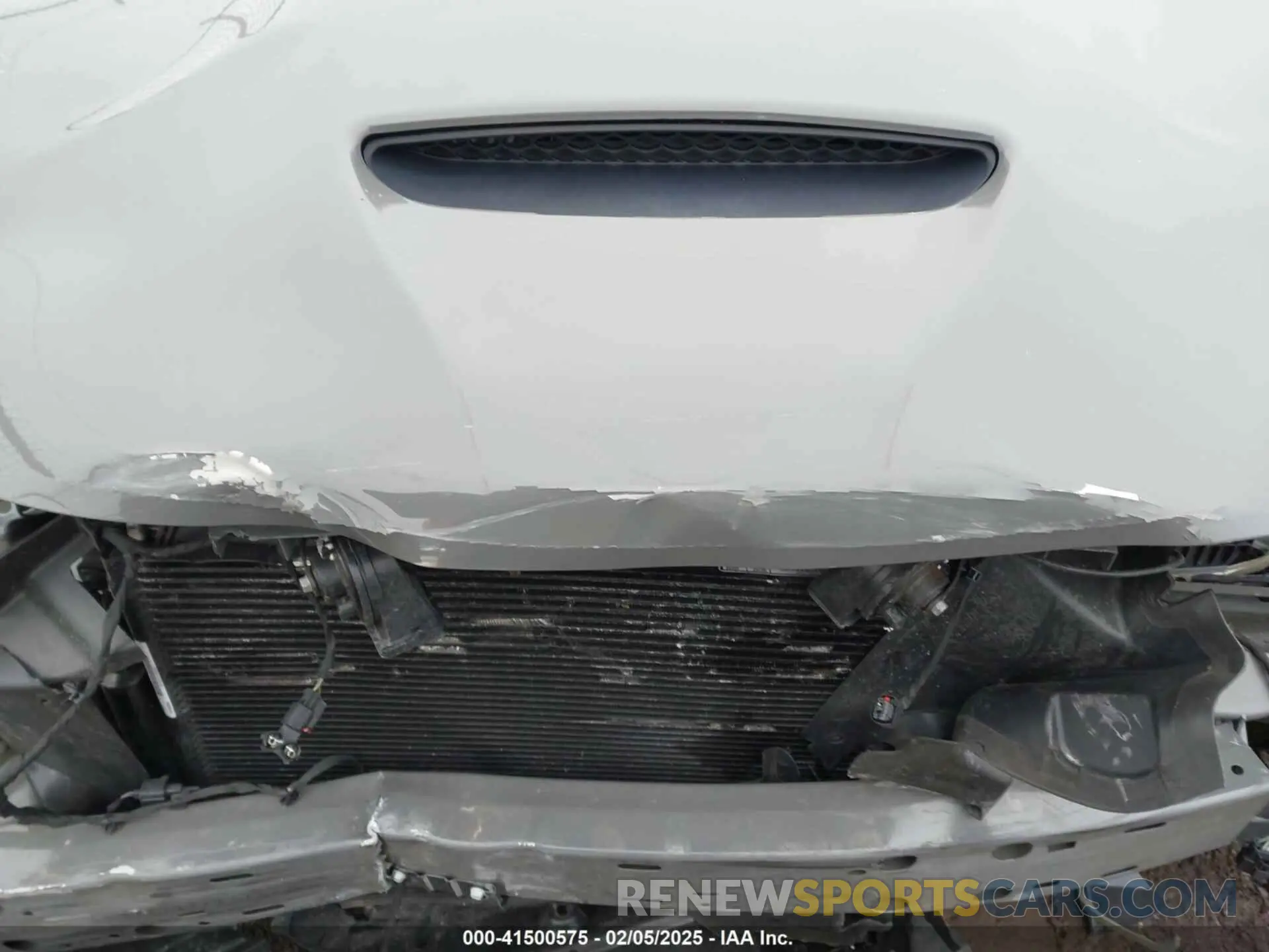 21 Photograph of a damaged car 2C3CDXGJ7PH685228 DODGE CHARGER 2023