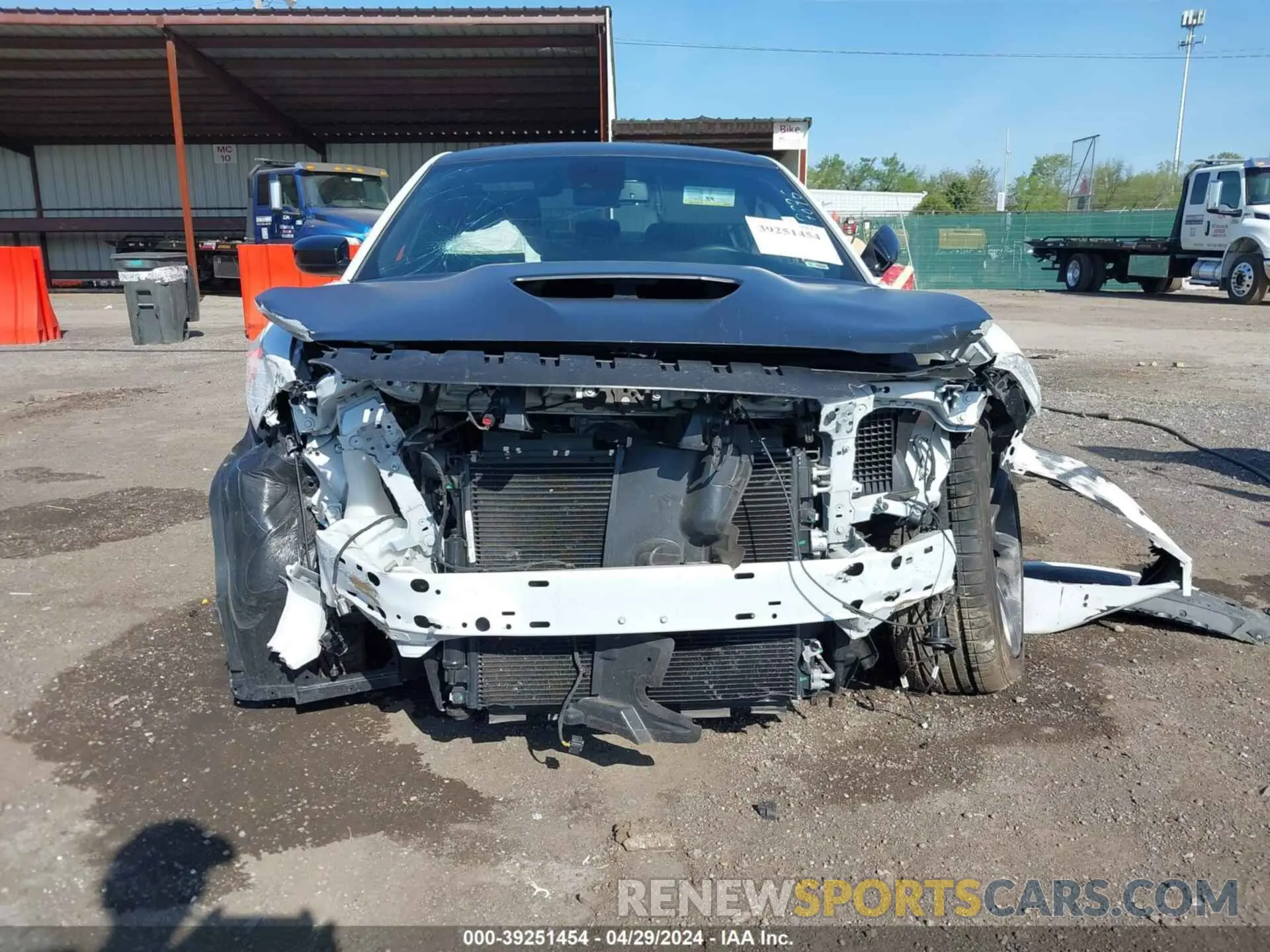 6 Photograph of a damaged car 2C3CDXGJXPH607896 DODGE CHARGER 2023
