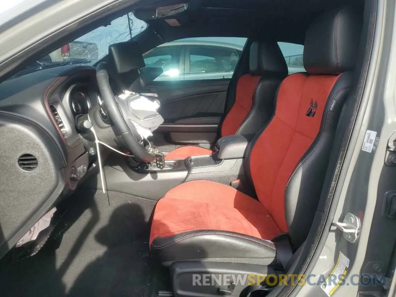 7 Photograph of a damaged car 2C3CDXGJXPH663532 DODGE CHARGER 2023