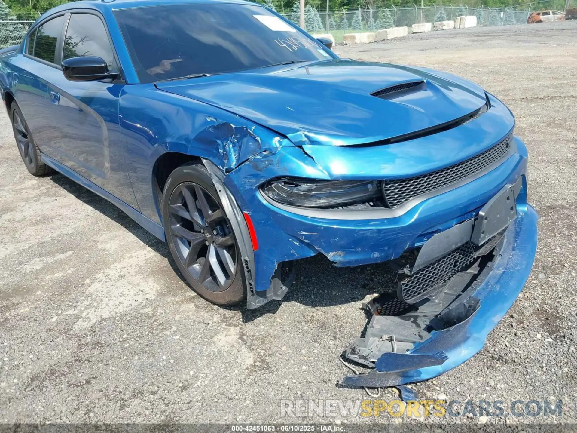 17 Photograph of a damaged car 2C3CDXHG0PH513285 DODGE CHARGER 2023
