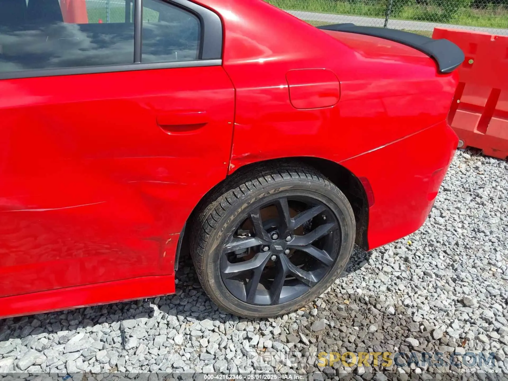 17 Photograph of a damaged car 2C3CDXHG1PH515773 DODGE CHARGER 2023