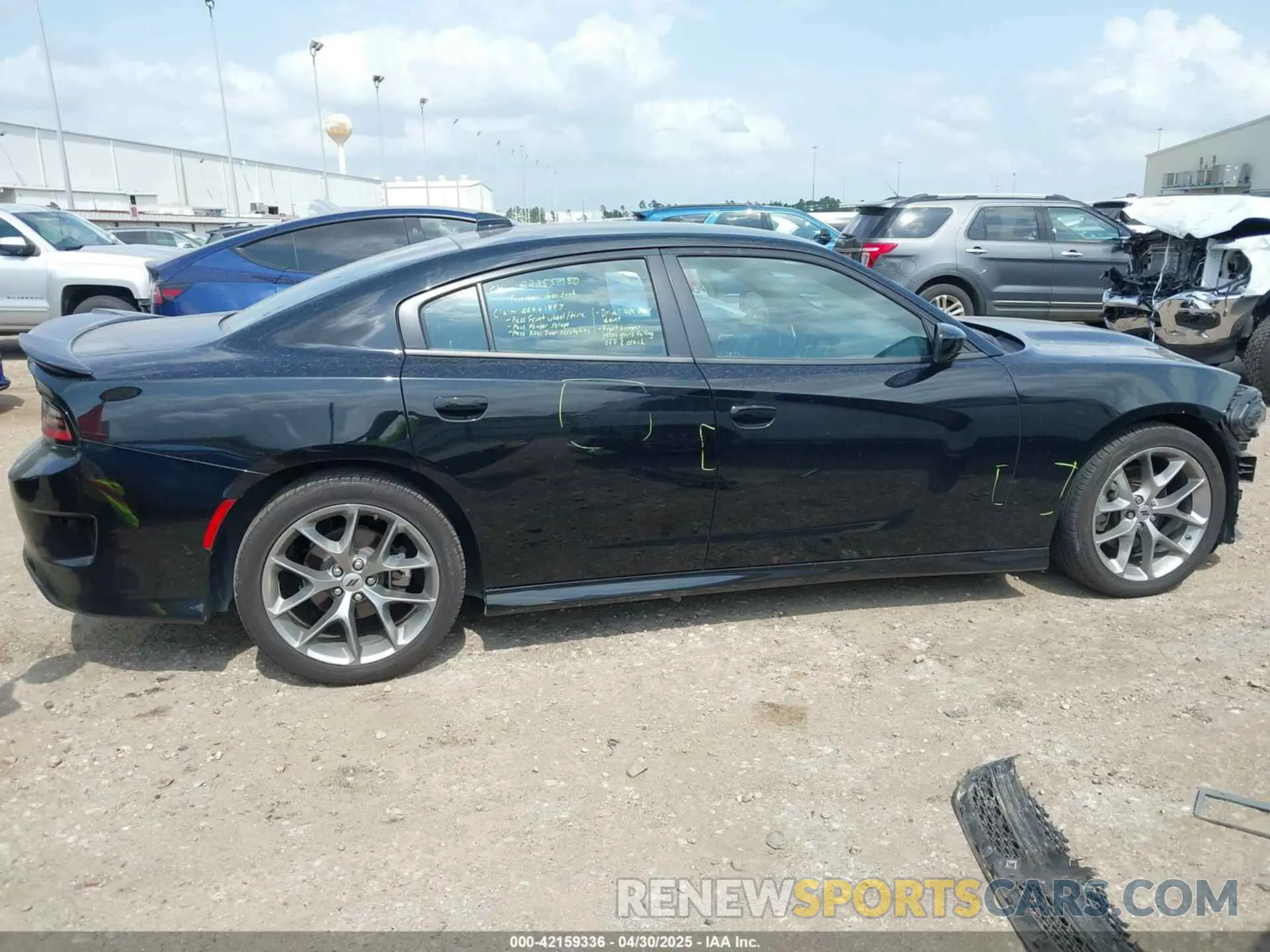 14 Photograph of a damaged car 2C3CDXHG1PH529771 DODGE CHARGER 2023