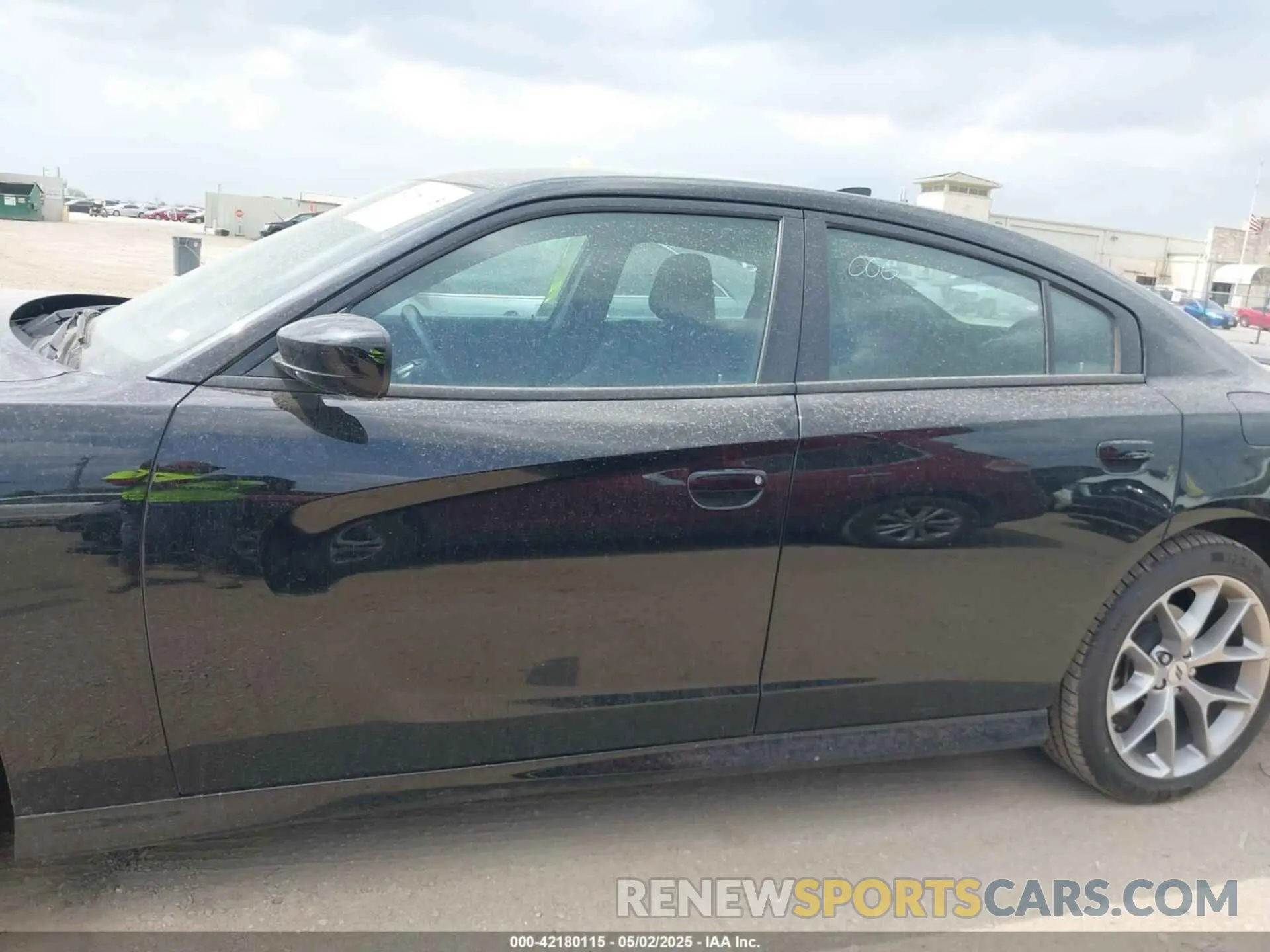 14 Photograph of a damaged car 2C3CDXHG1PH566237 DODGE CHARGER 2023