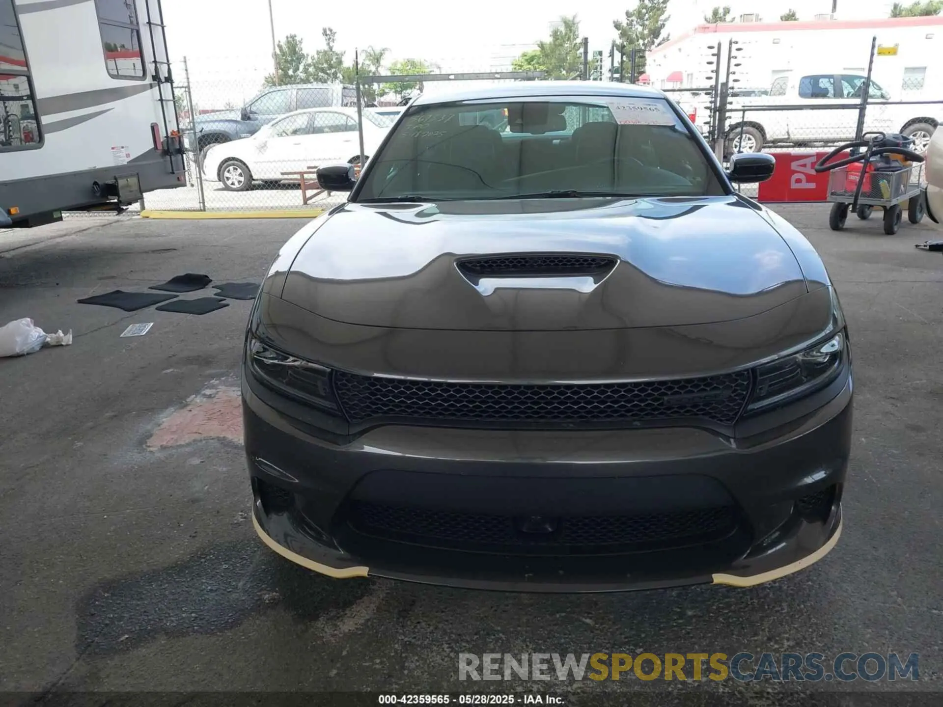 12 Photograph of a damaged car 2C3CDXHG2PH543131 DODGE CHARGER 2023