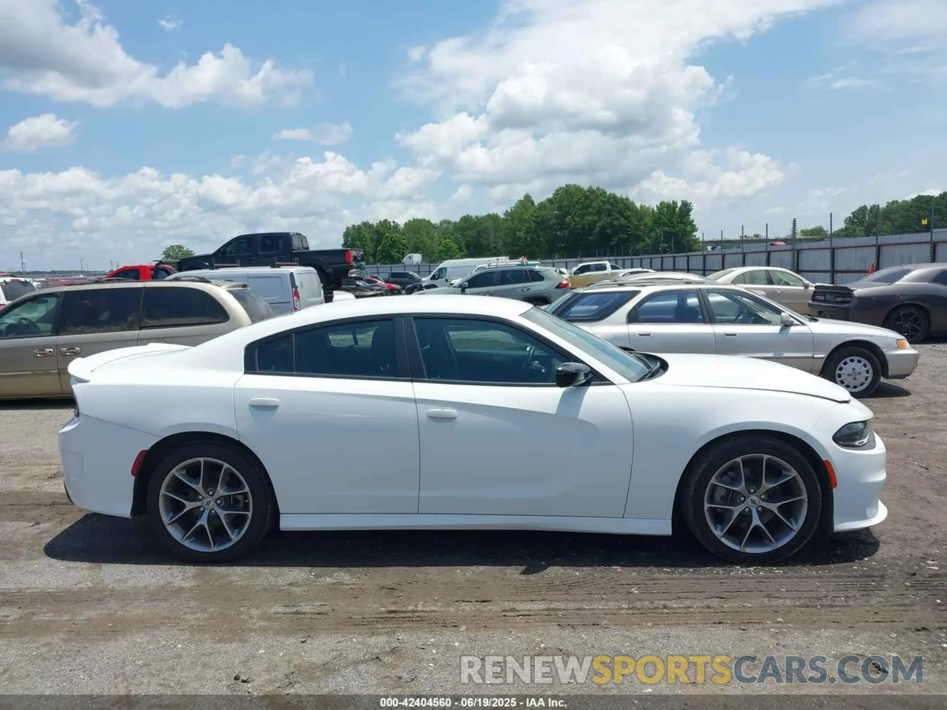 13 Photograph of a damaged car 2C3CDXHG2PH594841 DODGE CHARGER 2023