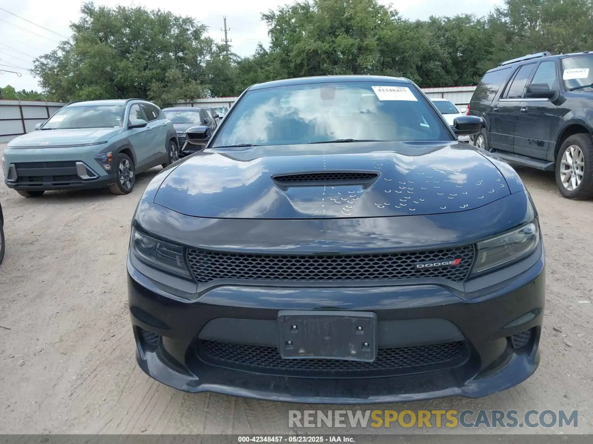 12 Photograph of a damaged car 2C3CDXHG3PH587915 DODGE CHARGER 2023
