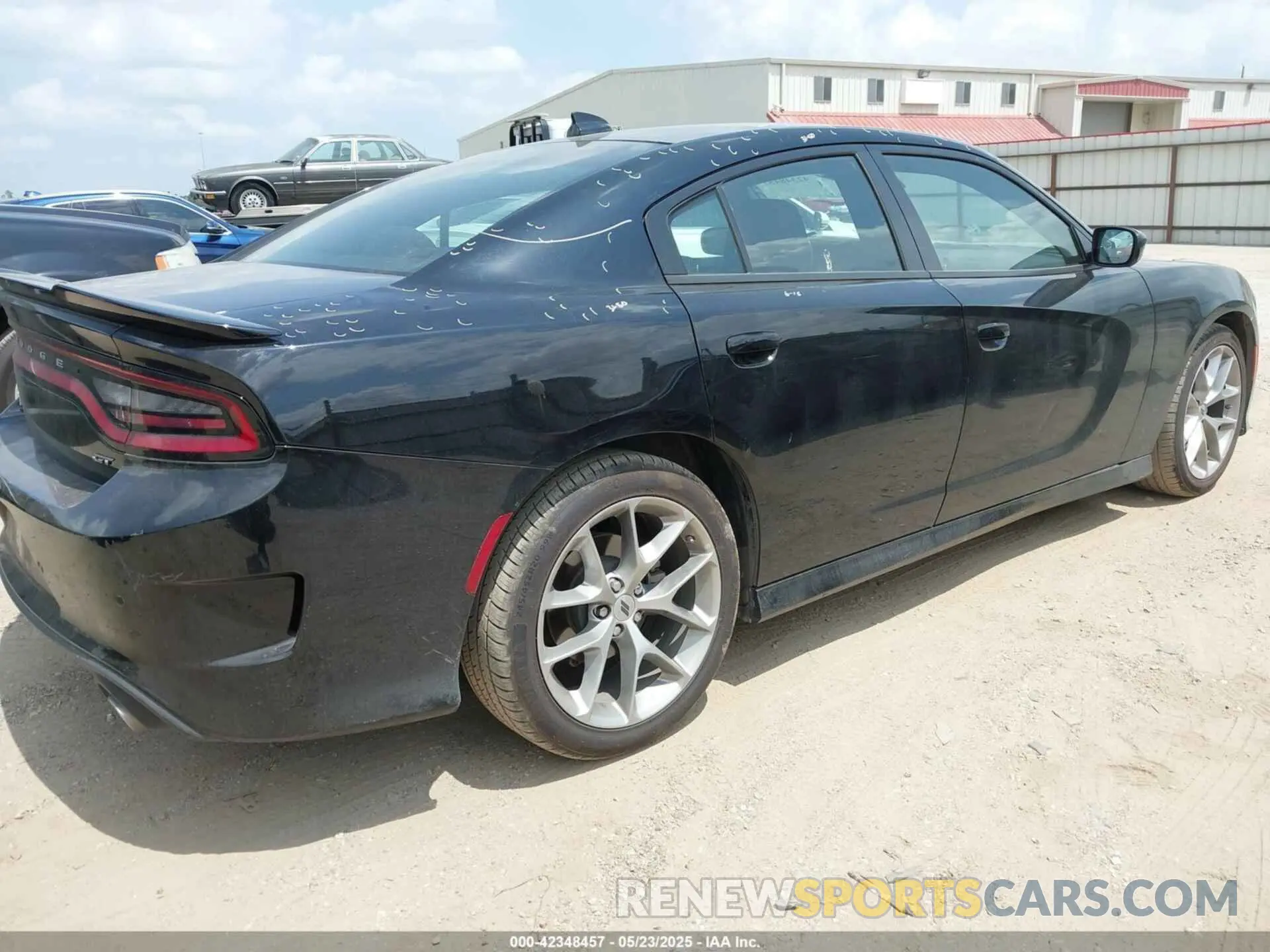 4 Photograph of a damaged car 2C3CDXHG3PH587915 DODGE CHARGER 2023