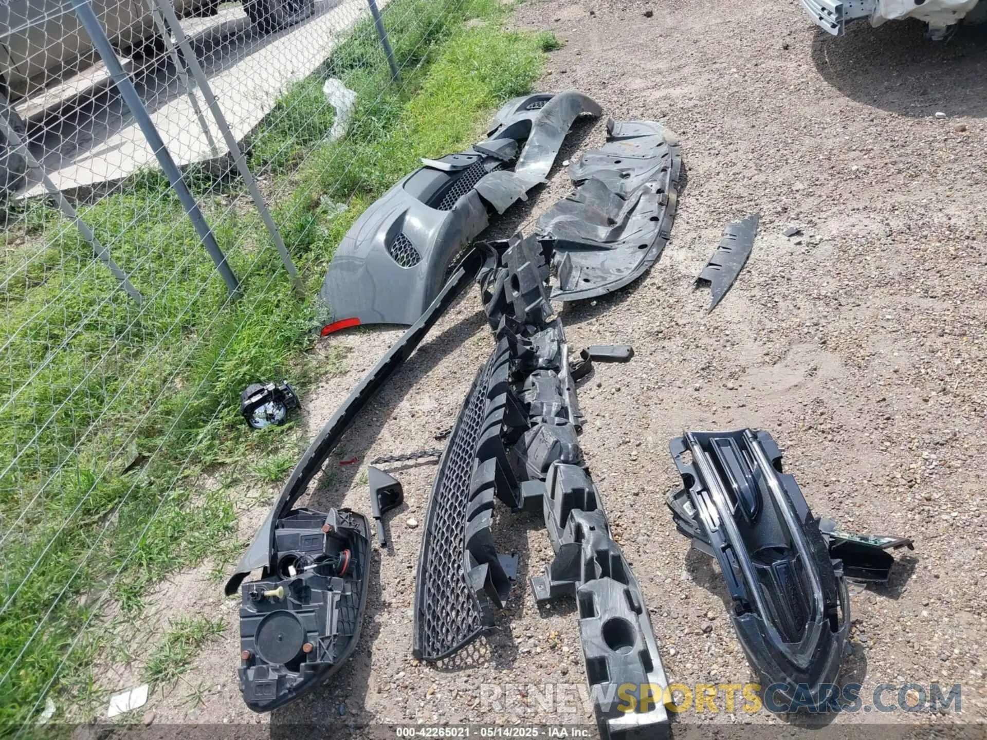 12 Photograph of a damaged car 2C3CDXHG5PH651128 DODGE CHARGER 2023