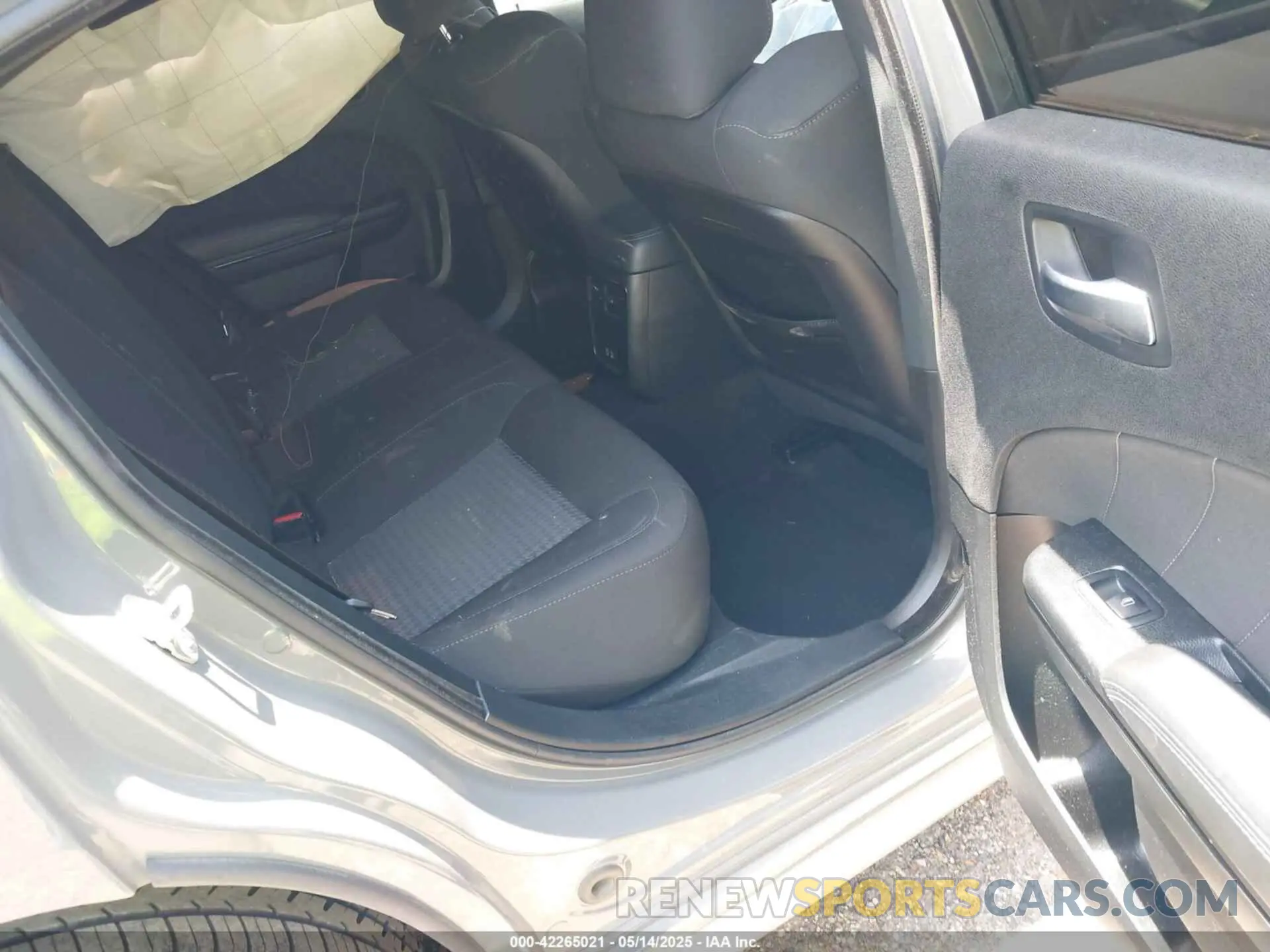 8 Photograph of a damaged car 2C3CDXHG5PH651128 DODGE CHARGER 2023
