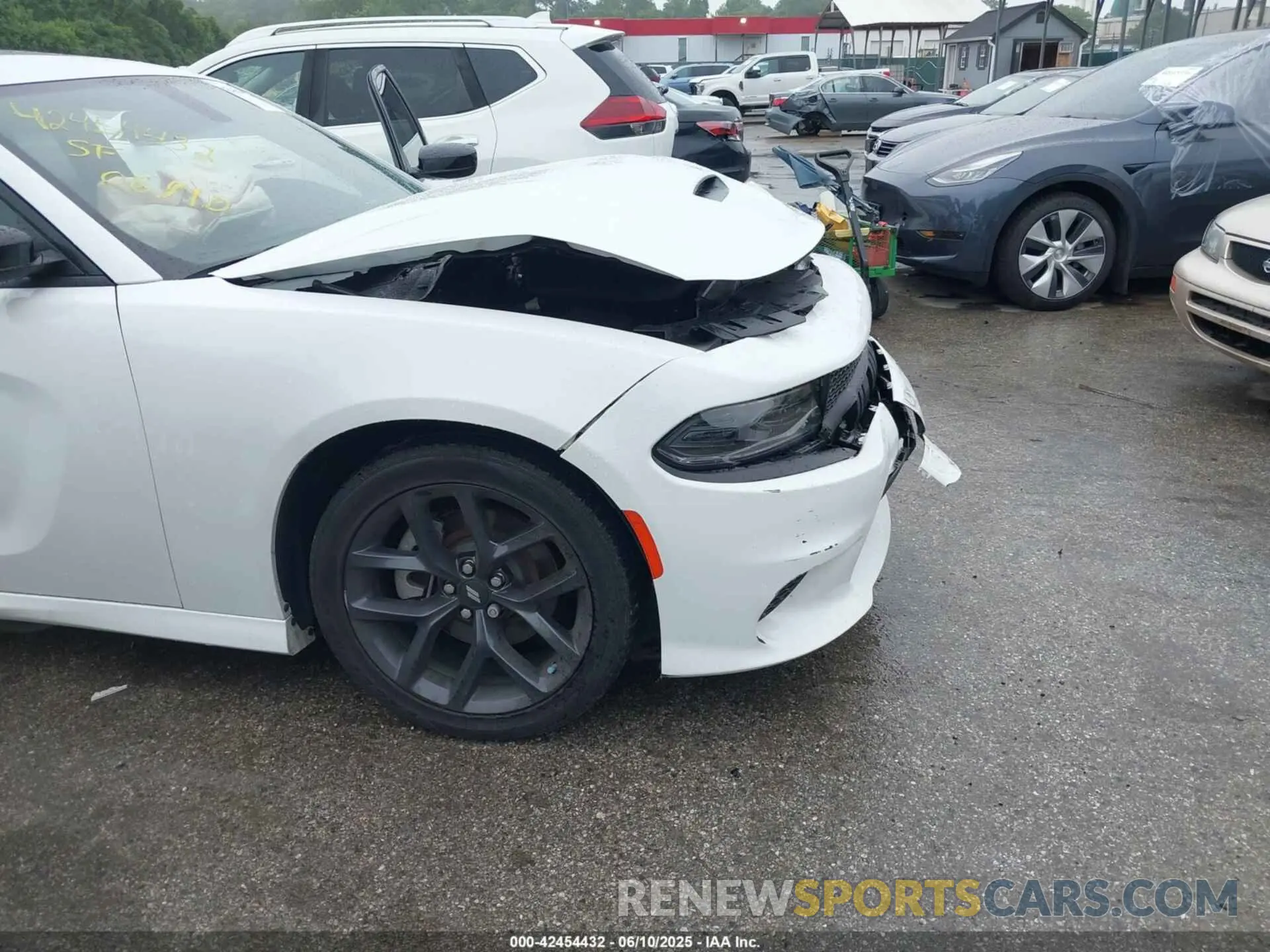 17 Photograph of a damaged car 2C3CDXHG5PH687157 DODGE CHARGER 2023