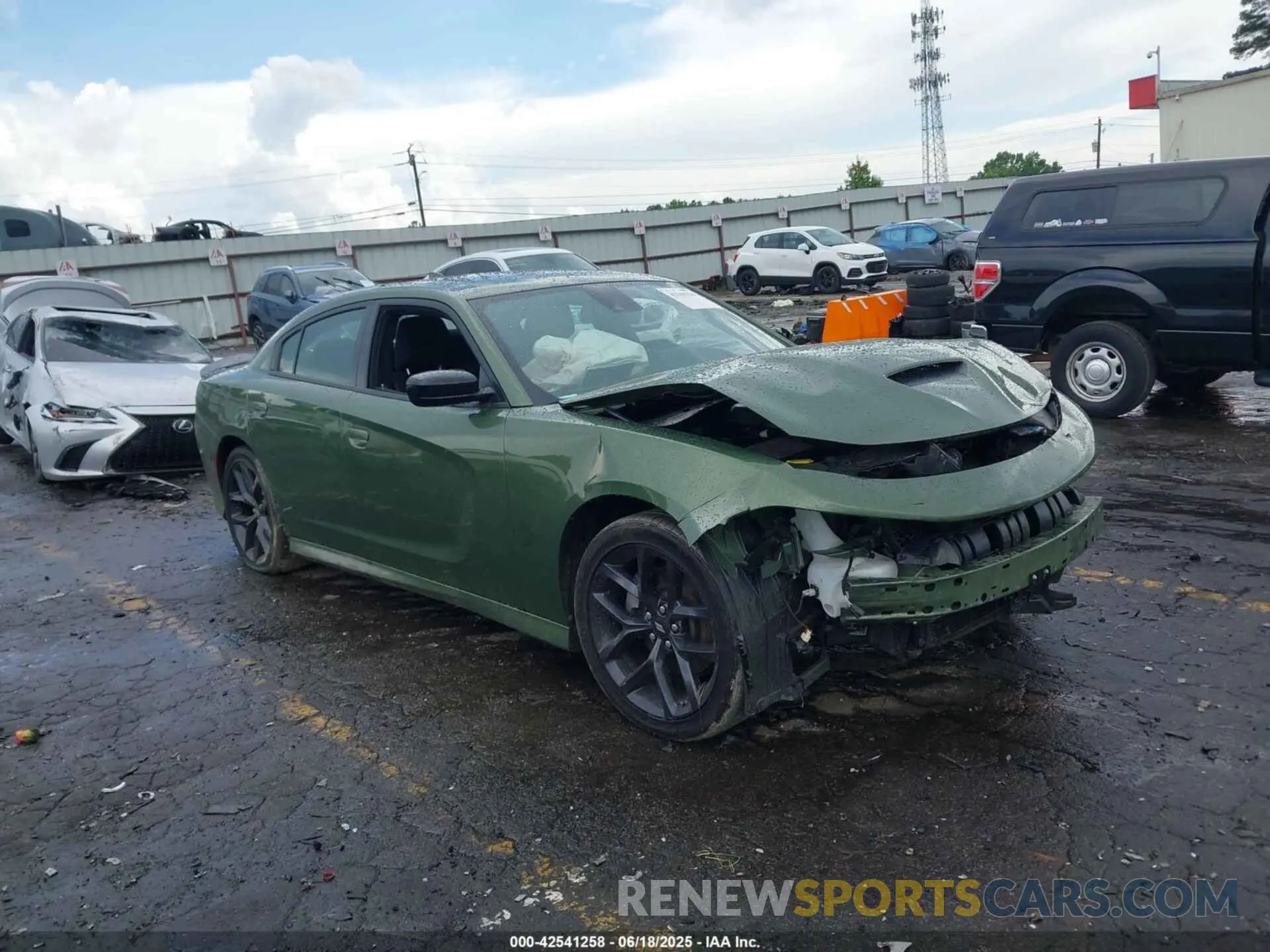 1 Photograph of a damaged car 2C3CDXHG6PH583423 DODGE CHARGER 2023