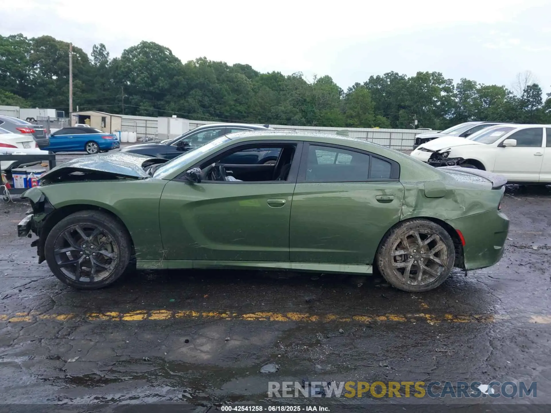 14 Photograph of a damaged car 2C3CDXHG6PH583423 DODGE CHARGER 2023