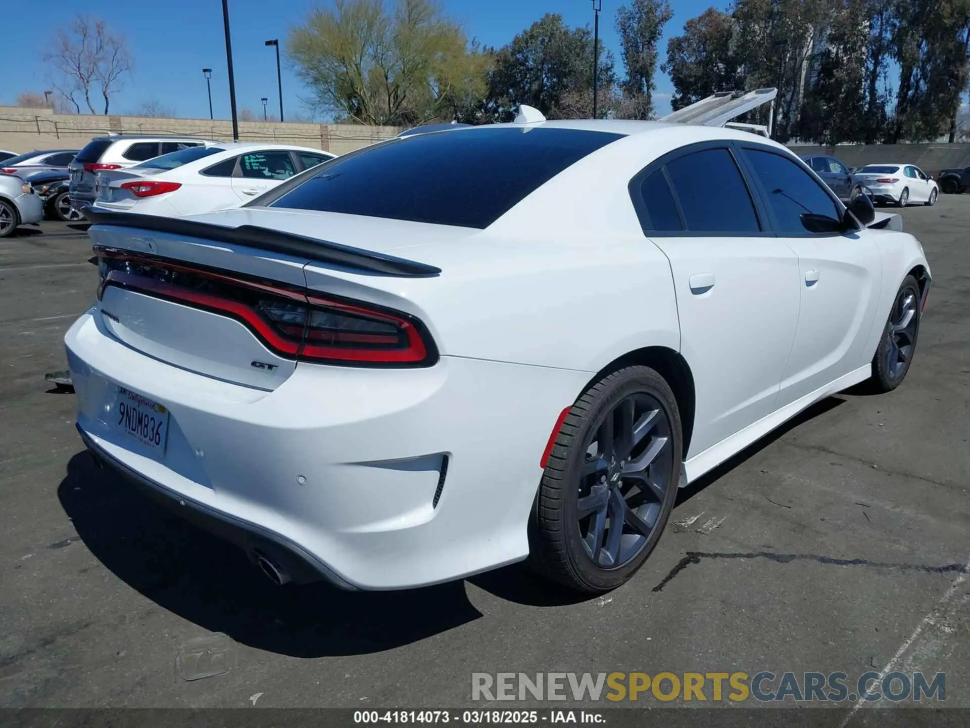 4 Photograph of a damaged car 2C3CDXHG6PH655706 DODGE CHARGER 2023