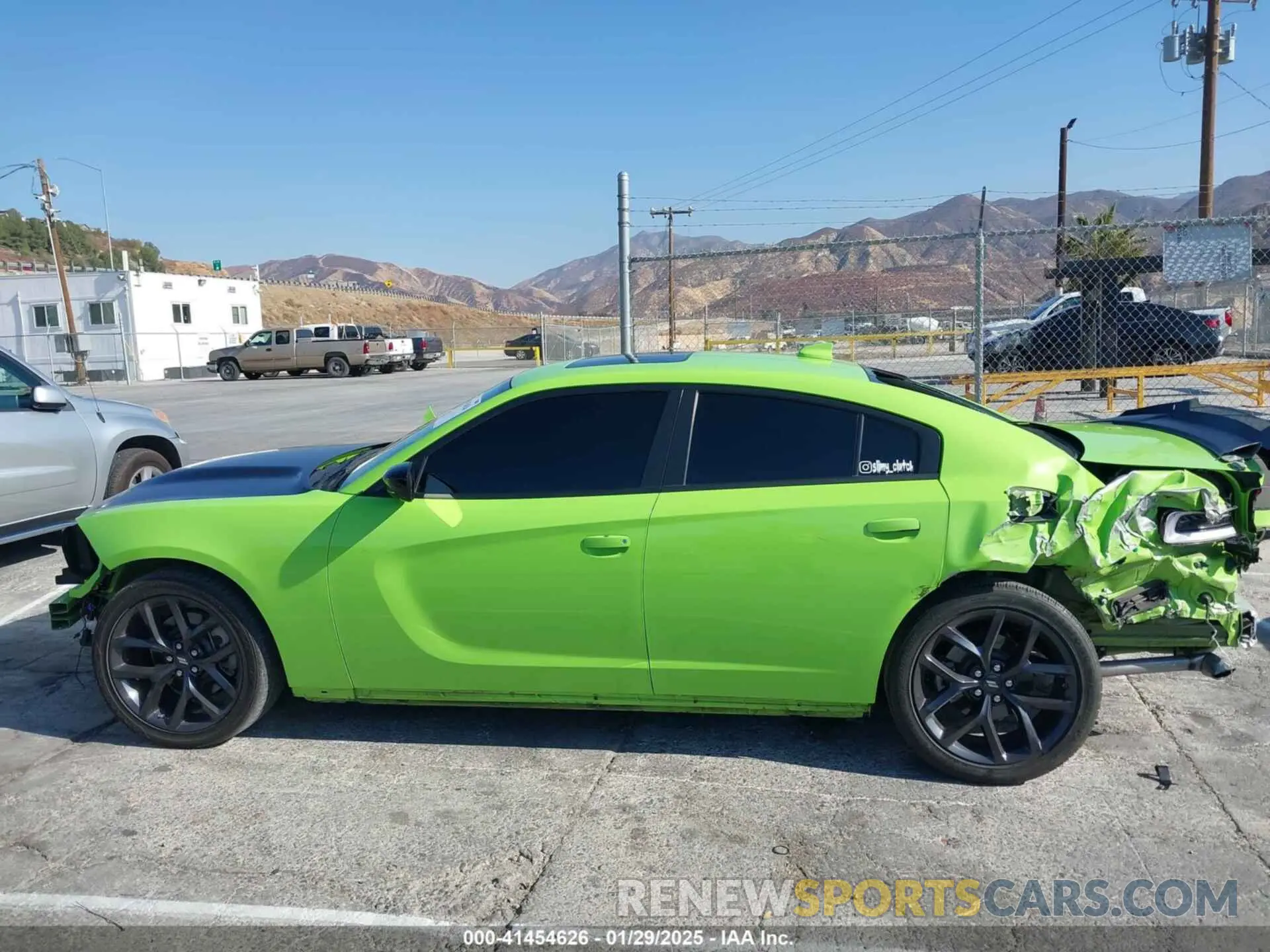 15 Photograph of a damaged car 2C3CDXHG7PH687287 DODGE CHARGER 2023