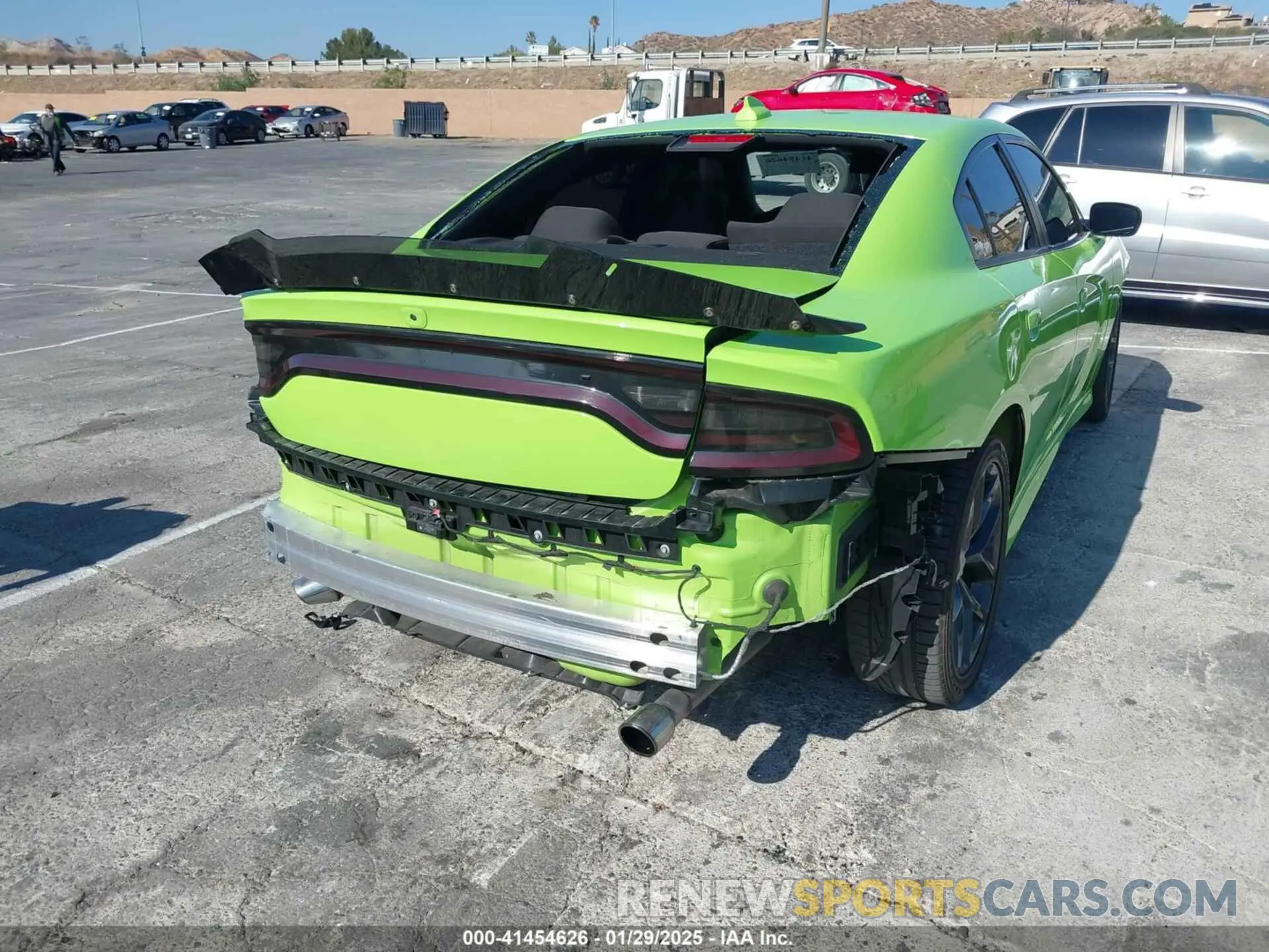 4 Photograph of a damaged car 2C3CDXHG7PH687287 DODGE CHARGER 2023