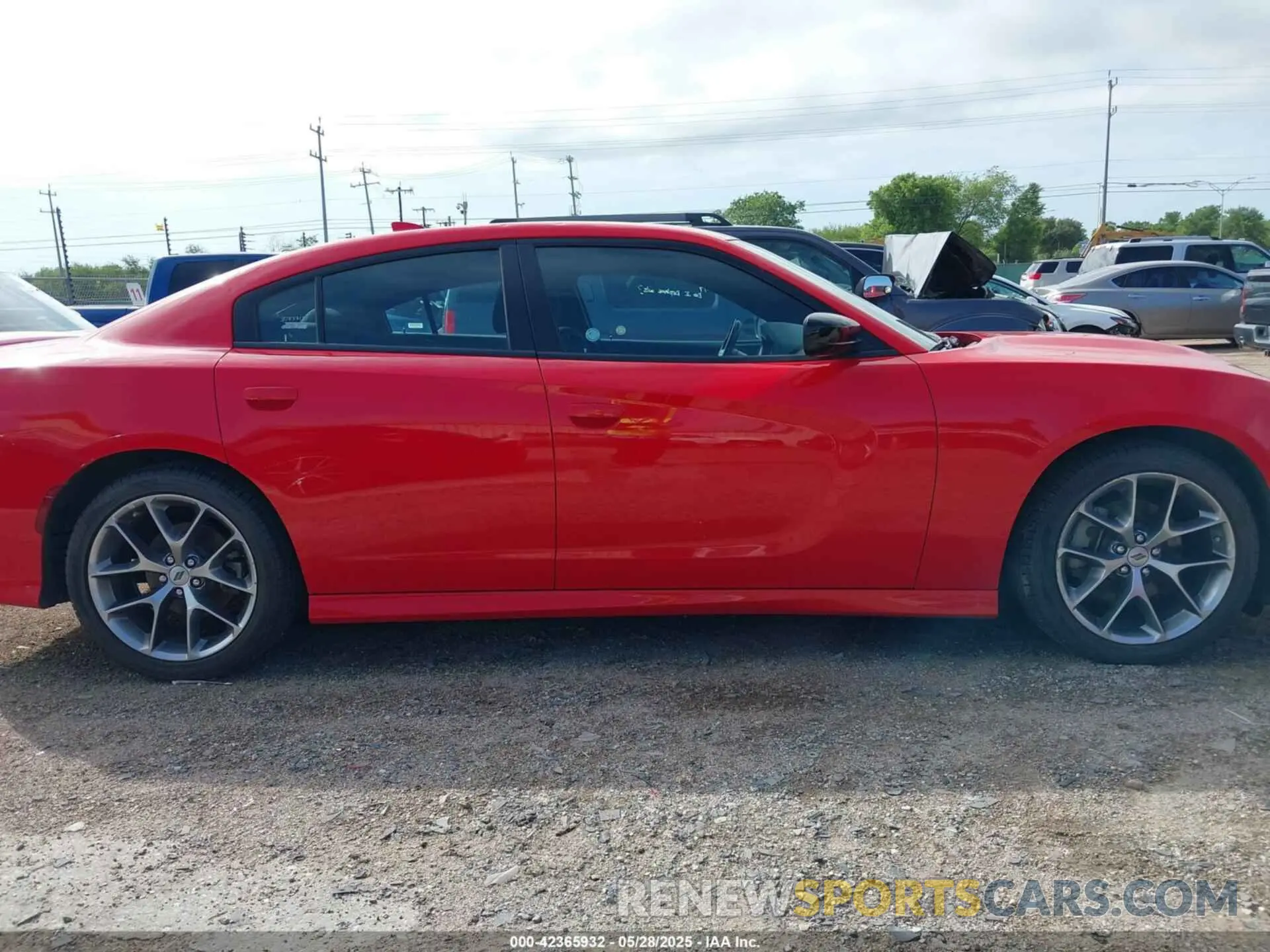 13 Photograph of a damaged car 2C3CDXHG8PH554392 DODGE CHARGER 2023
