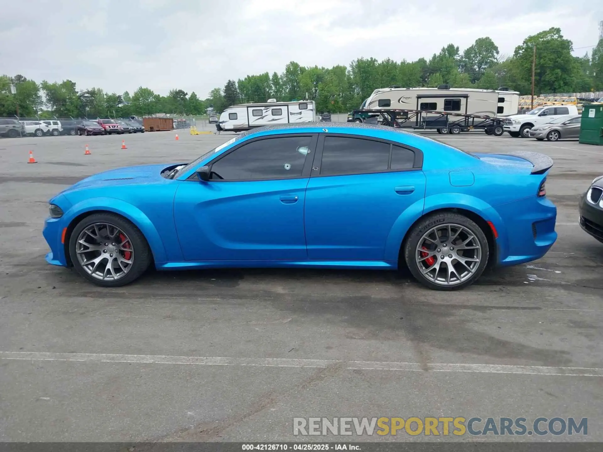 14 Photograph of a damaged car 2C3CDXL95PH618381 DODGE CHARGER 2023
