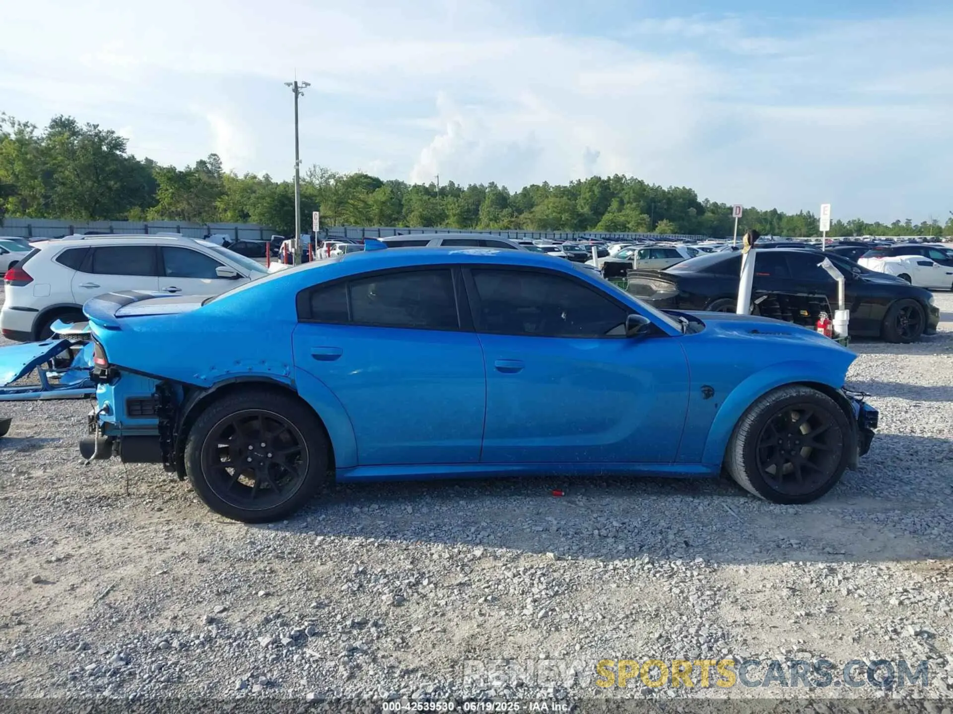 14 Photograph of a damaged car 2C3CDXL97PH642360 DODGE CHARGER 2023