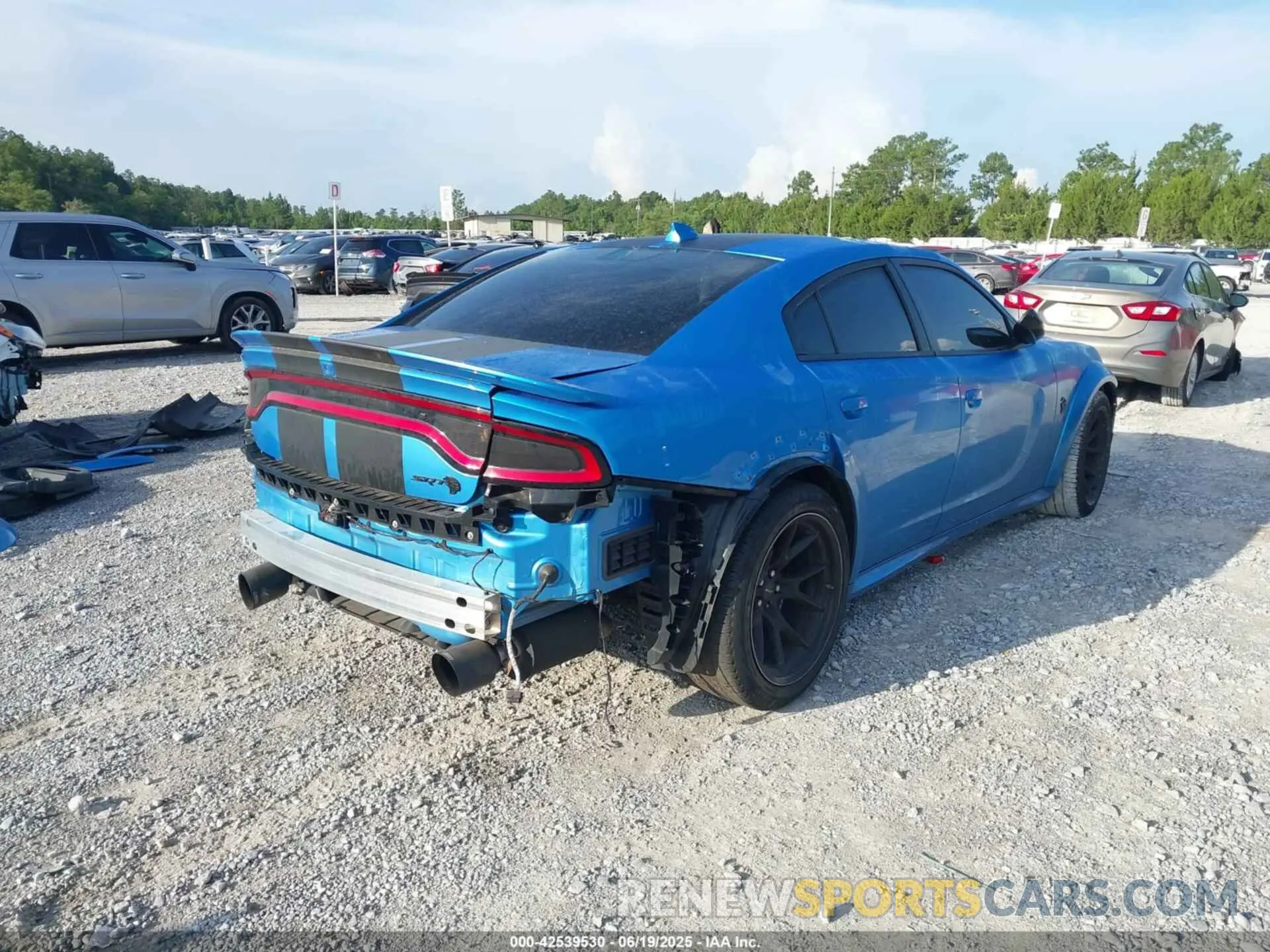4 Photograph of a damaged car 2C3CDXL97PH642360 DODGE CHARGER 2023