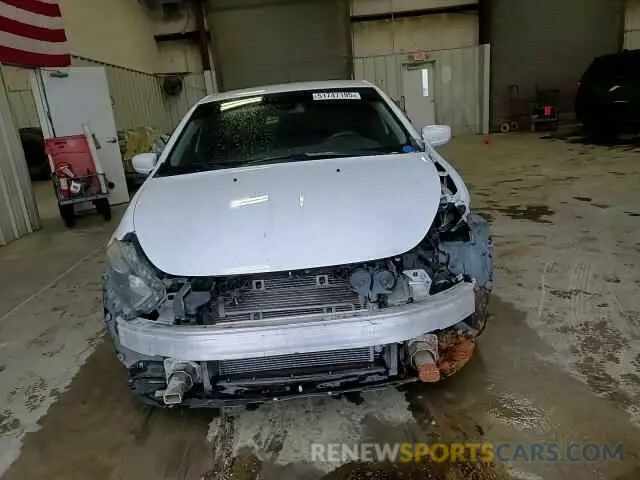 11 Photograph of a damaged car 1C3CDFAA4GD565418 DODGE DART 2019