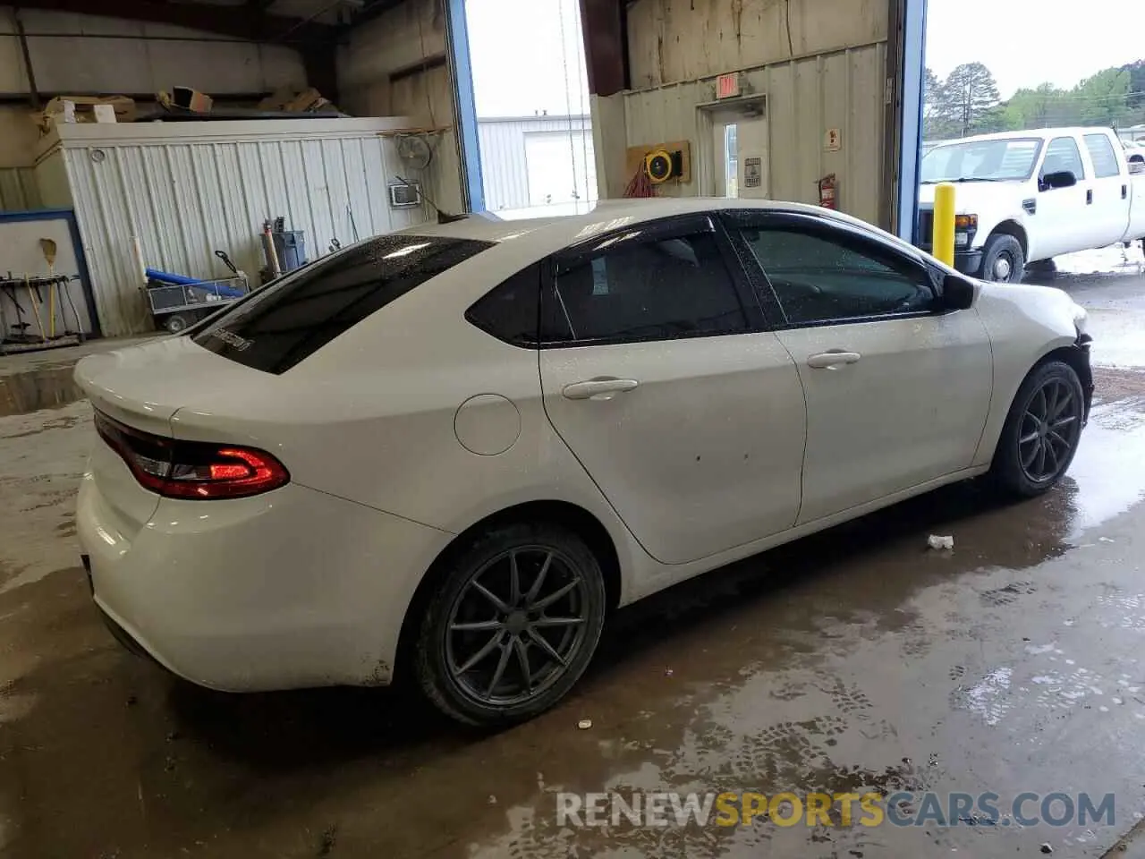 3 Photograph of a damaged car 1C3CDFAA4GD565418 DODGE DART 2019