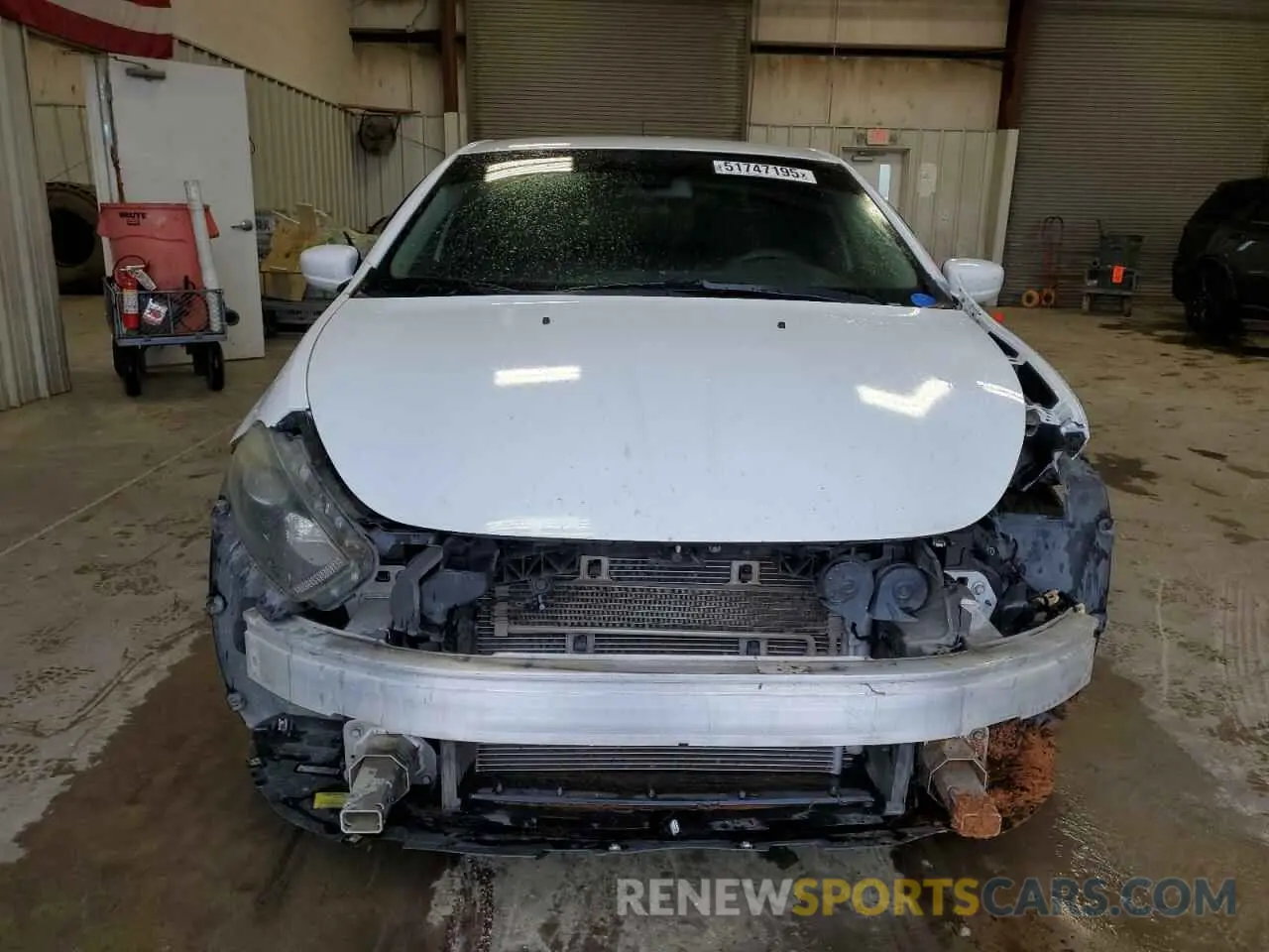 5 Photograph of a damaged car 1C3CDFAA4GD565418 DODGE DART 2019