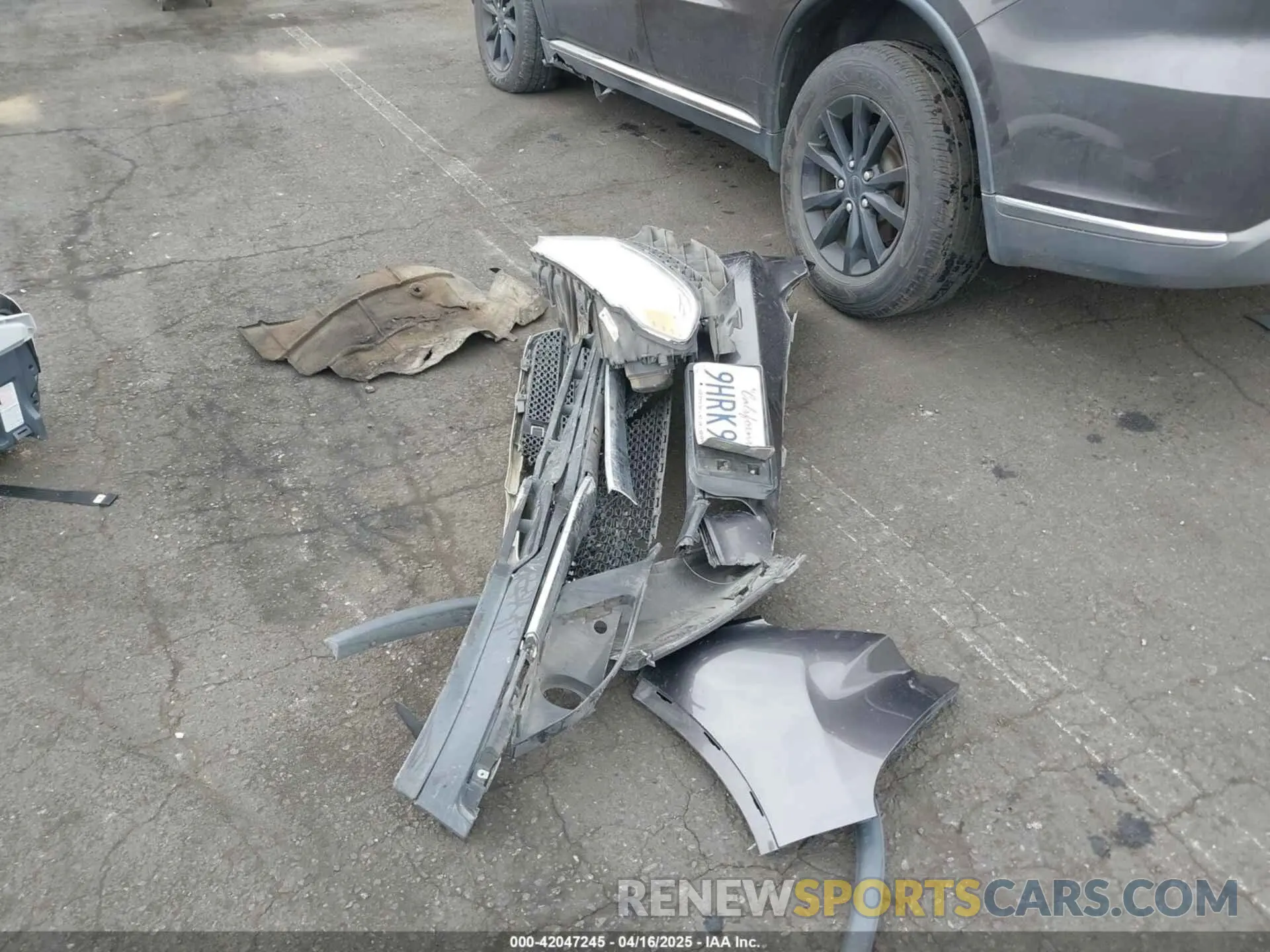 12 Photograph of a damaged car 1C4RDHAG0KC575352 DODGE DURANGO 2019