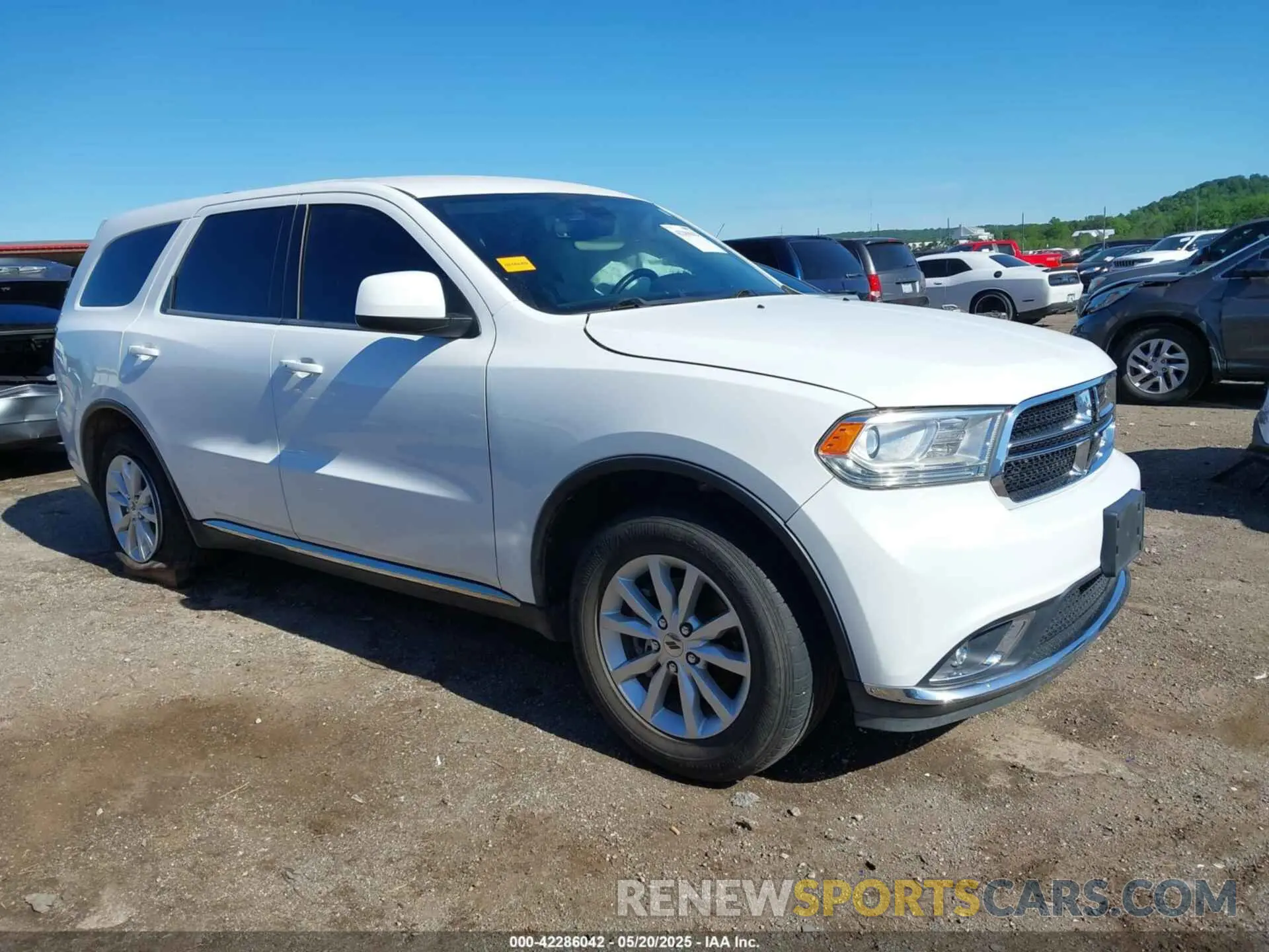 1 Photograph of a damaged car 1C4RDHAG1KC535331 DODGE DURANGO 2019