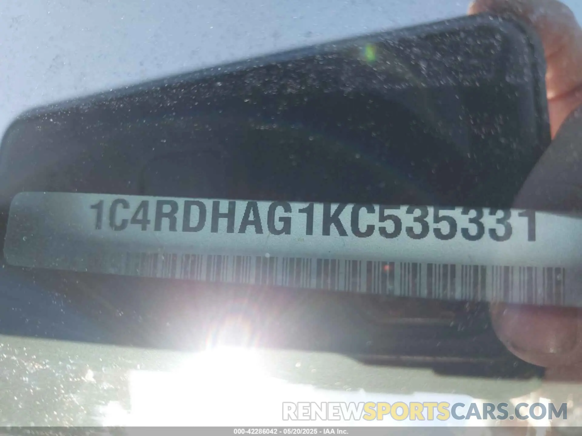 9 Photograph of a damaged car 1C4RDHAG1KC535331 DODGE DURANGO 2019