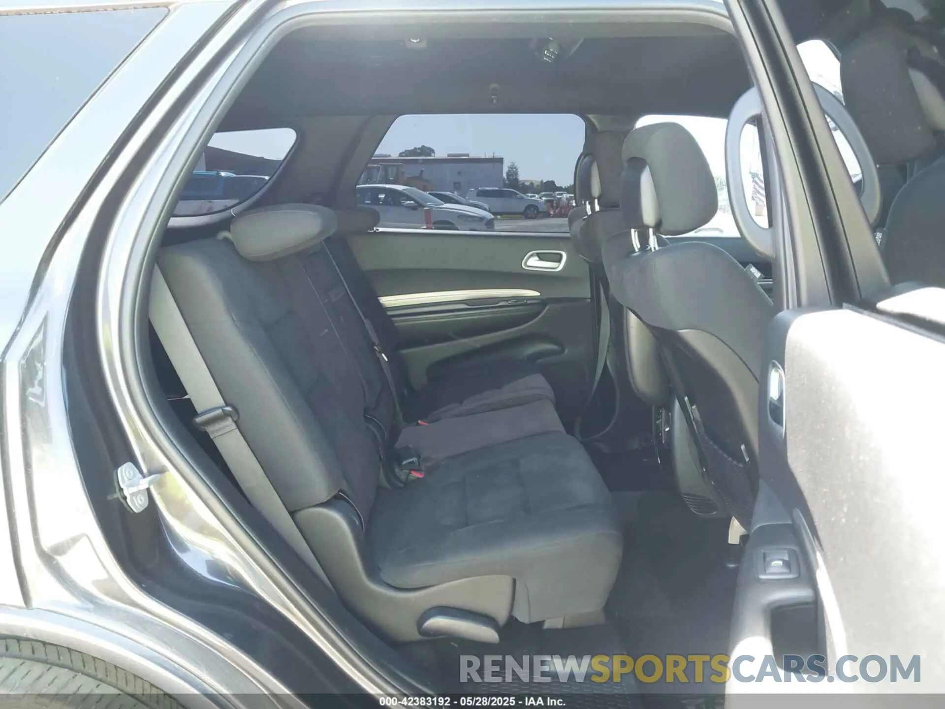 8 Photograph of a damaged car 1C4RDHAG3KC632286 DODGE DURANGO 2019
