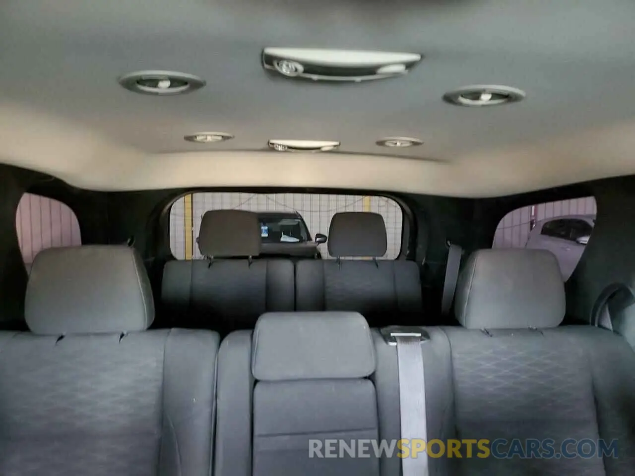 10 Photograph of a damaged car 1C4RDHAG4KC764568 DODGE DURANGO 2019
