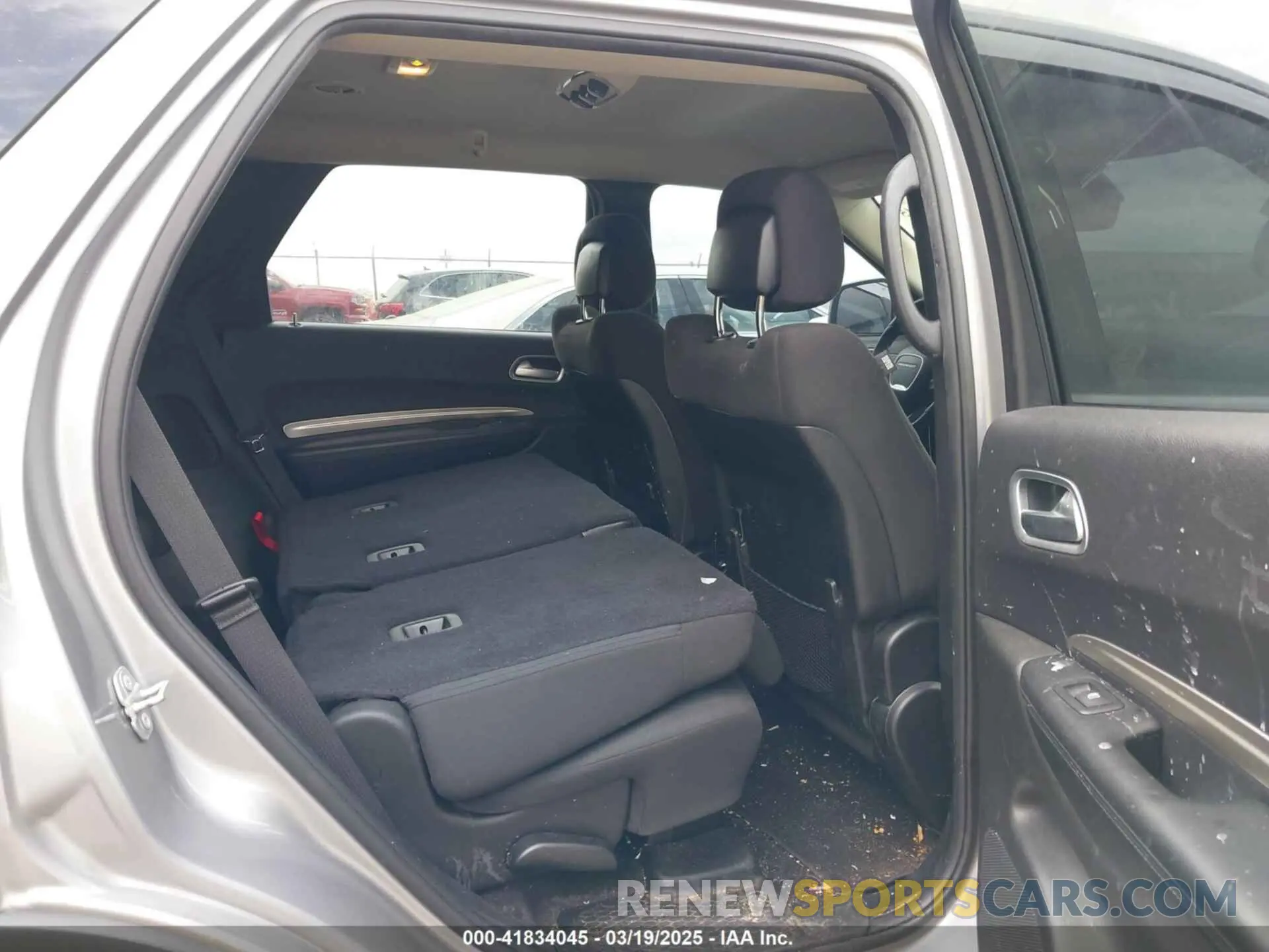 8 Photograph of a damaged car 1C4RDHAG5KC645203 DODGE DURANGO 2019