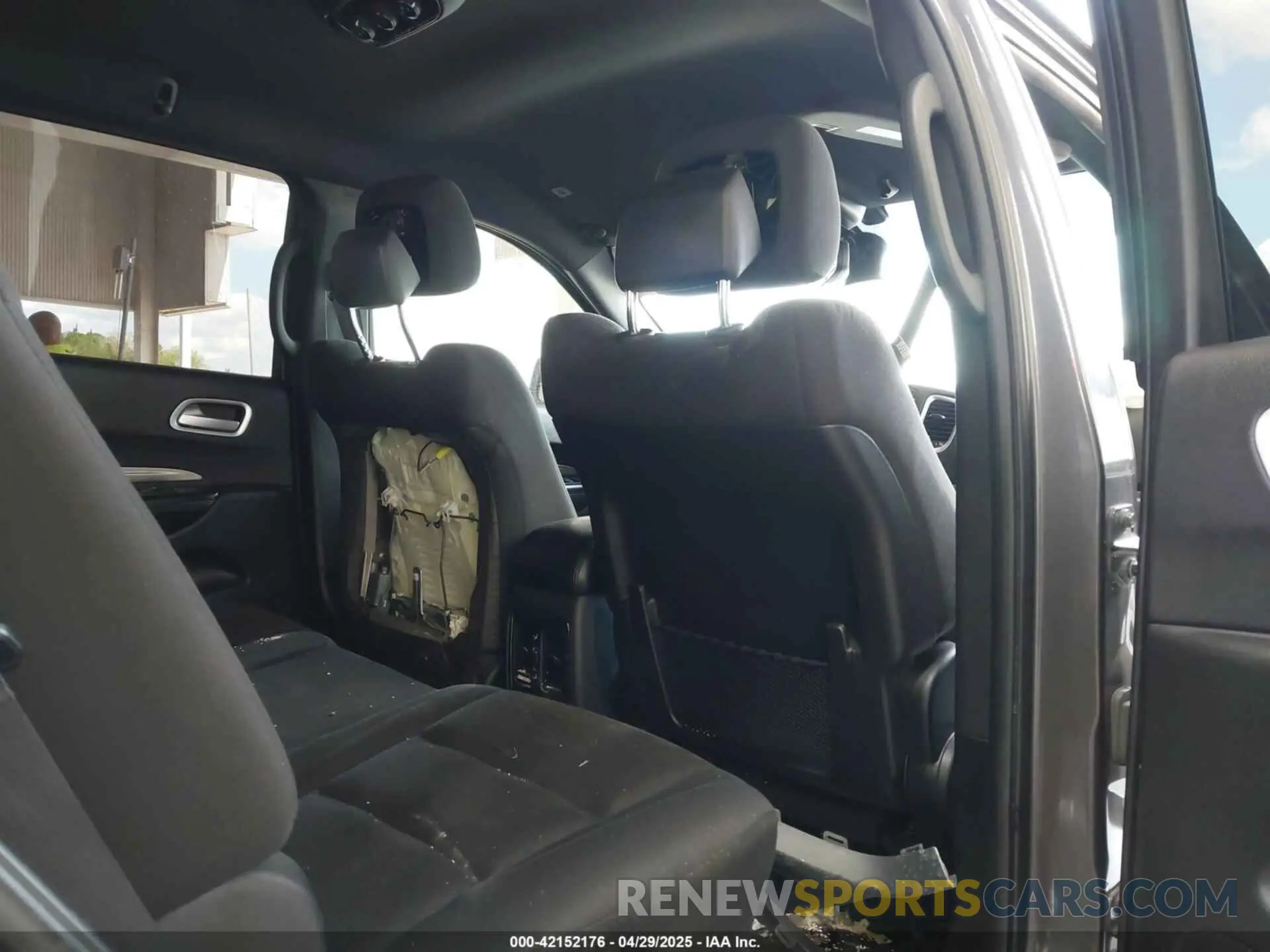 8 Photograph of a damaged car 1C4RDHAG5KC847474 DODGE DURANGO 2019