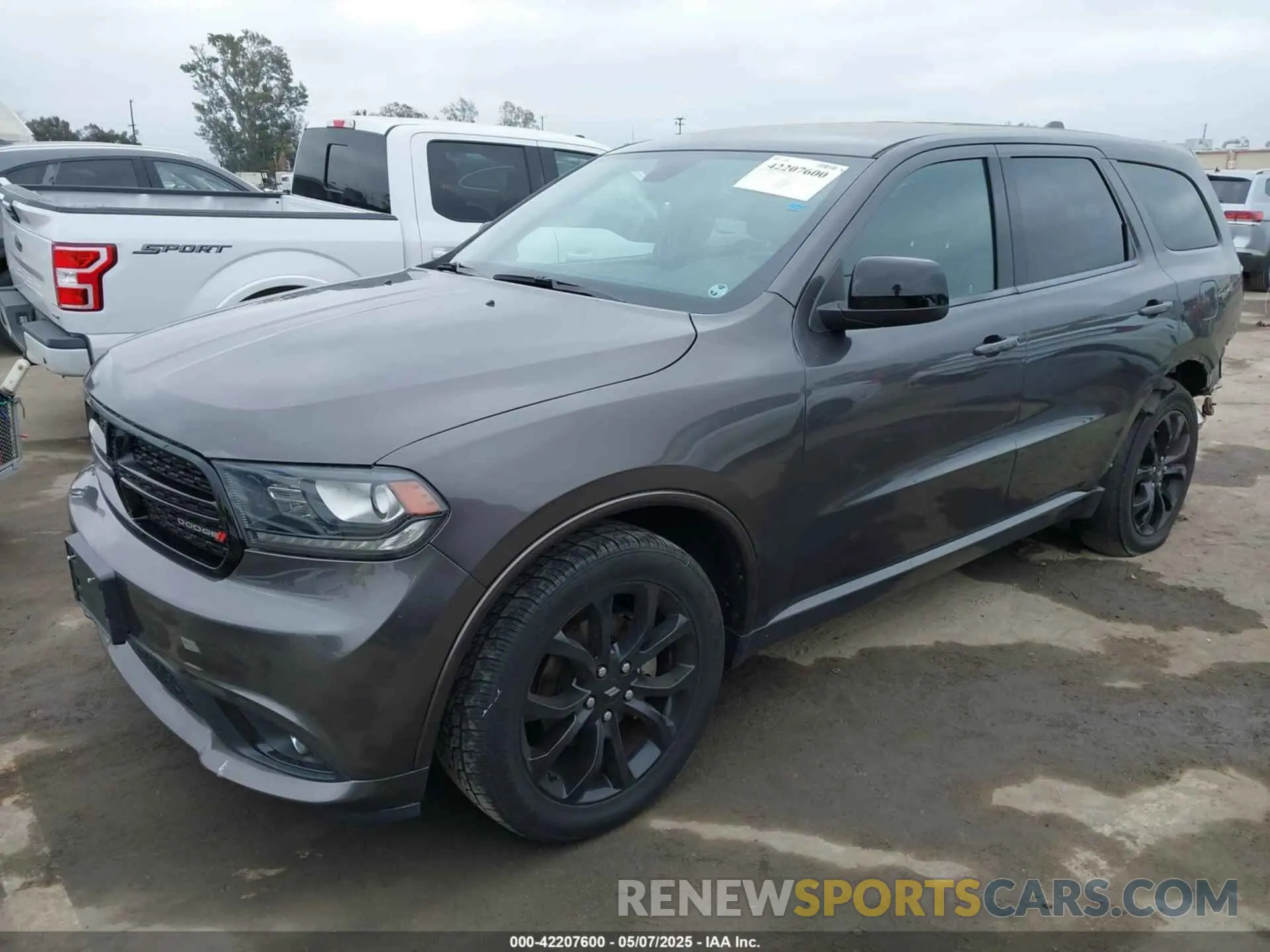 2 Photograph of a damaged car 1C4RDHAG6KC795160 DODGE DURANGO 2019