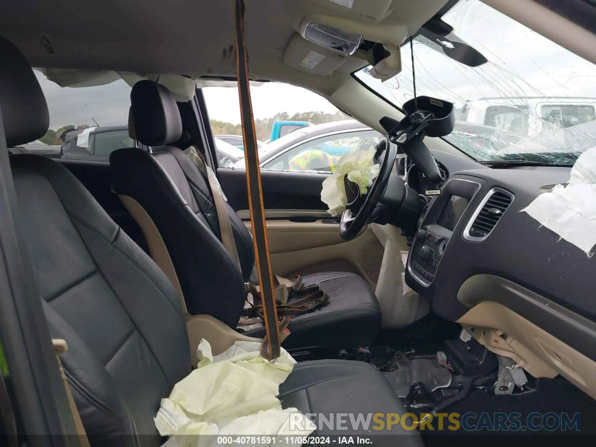 5 Photograph of a damaged car 1C4RDHAG8KC659256 DODGE DURANGO 2019
